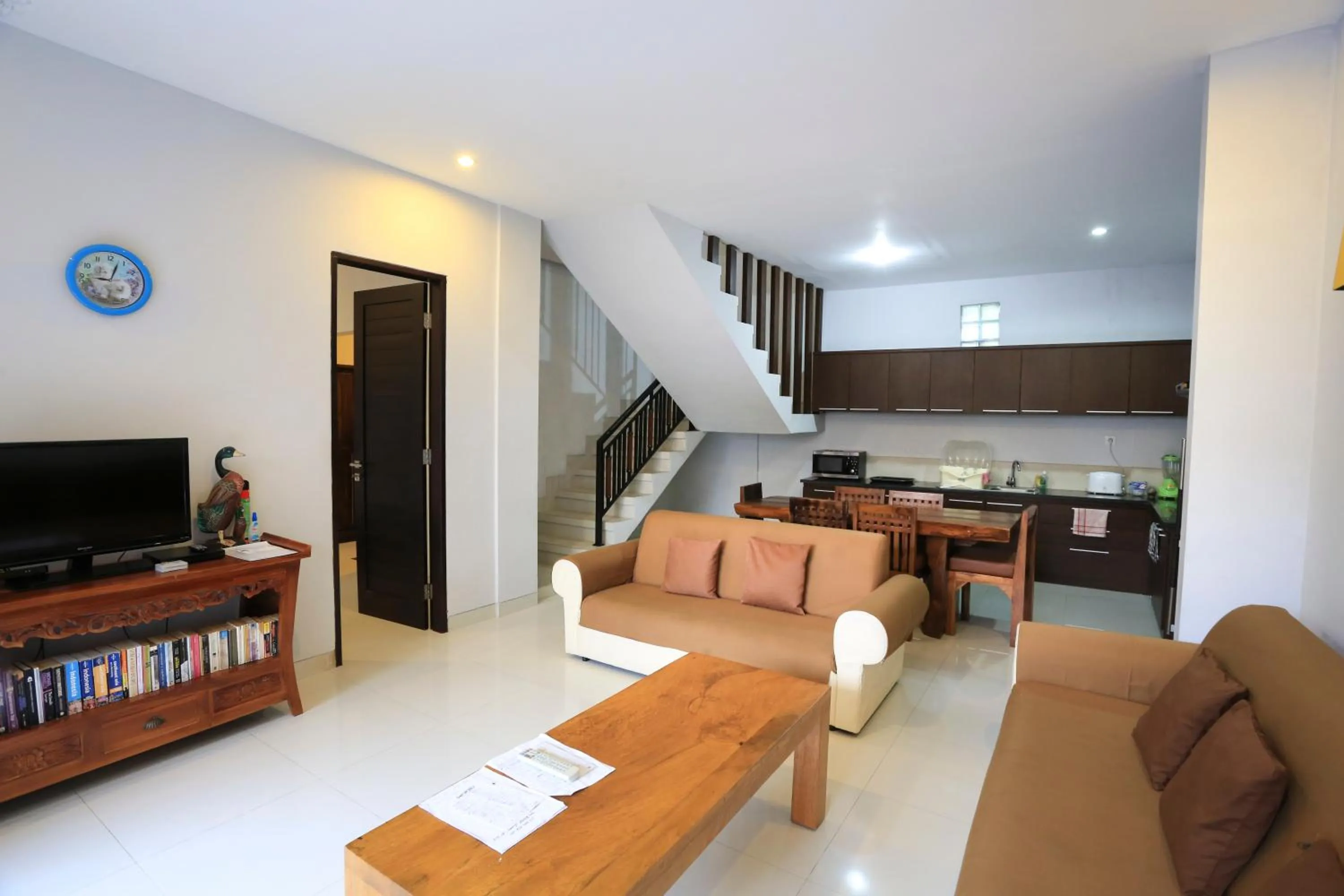 Communal lounge/ TV room in Nyoman Villa Sanur