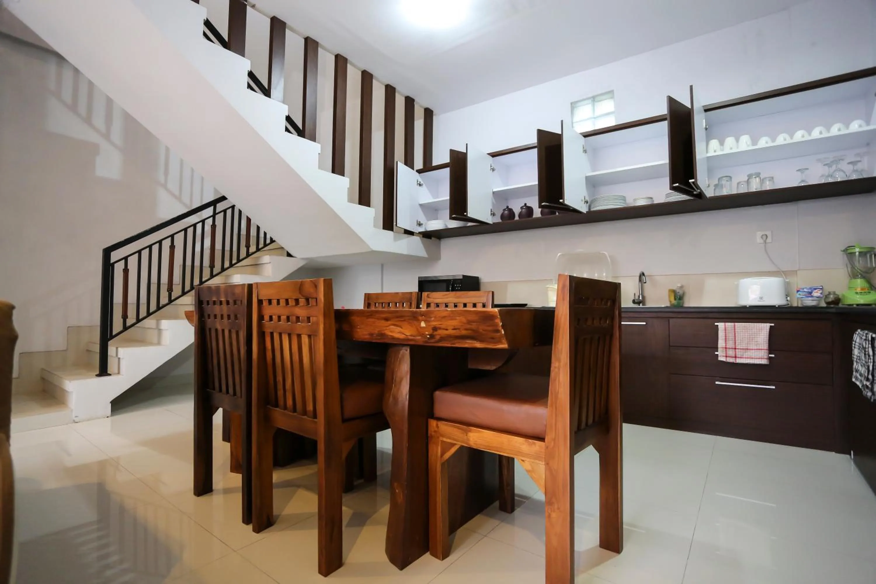 Kitchen or kitchenette in Nyoman Villa Sanur