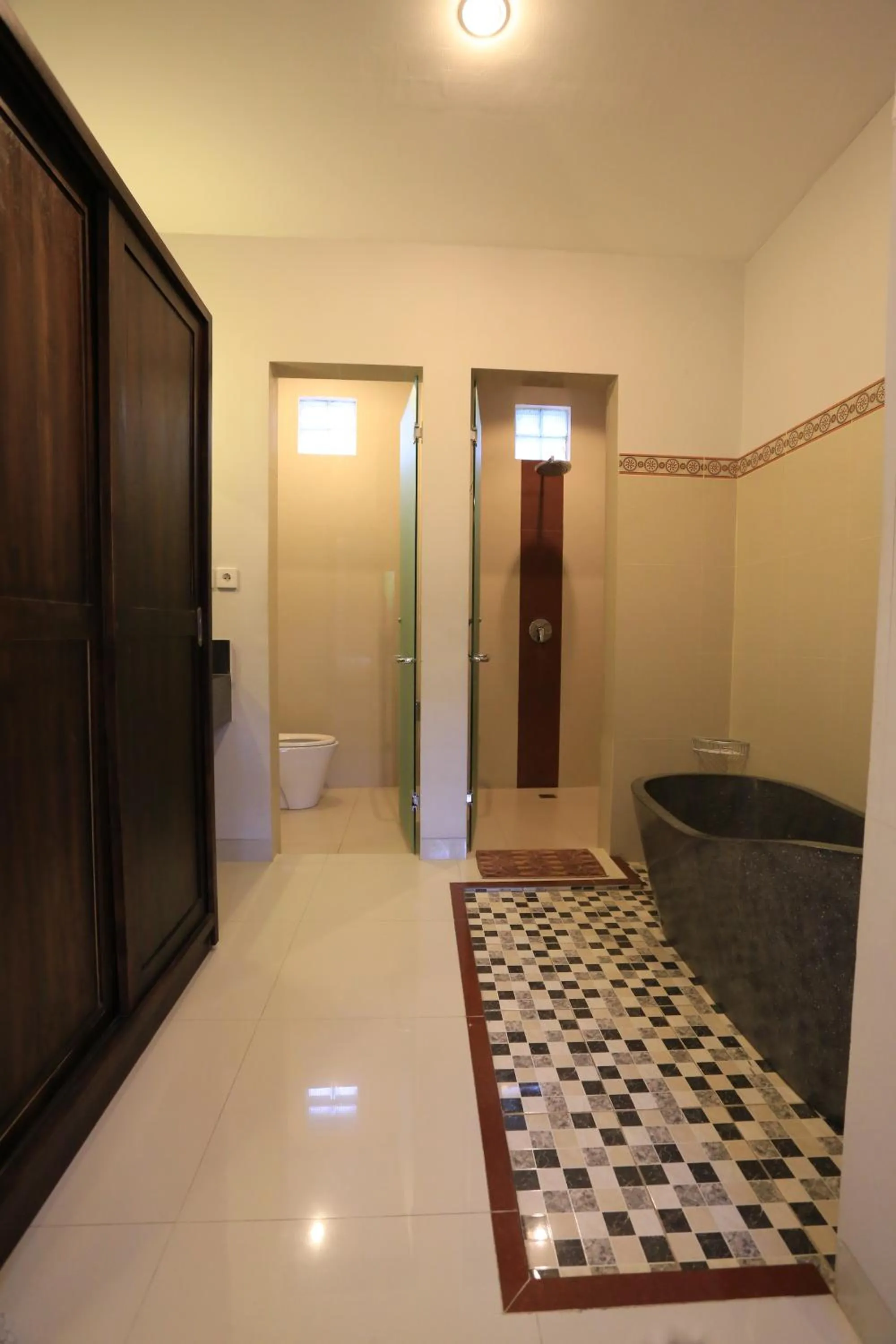 Toilet in Nyoman Villa Sanur
