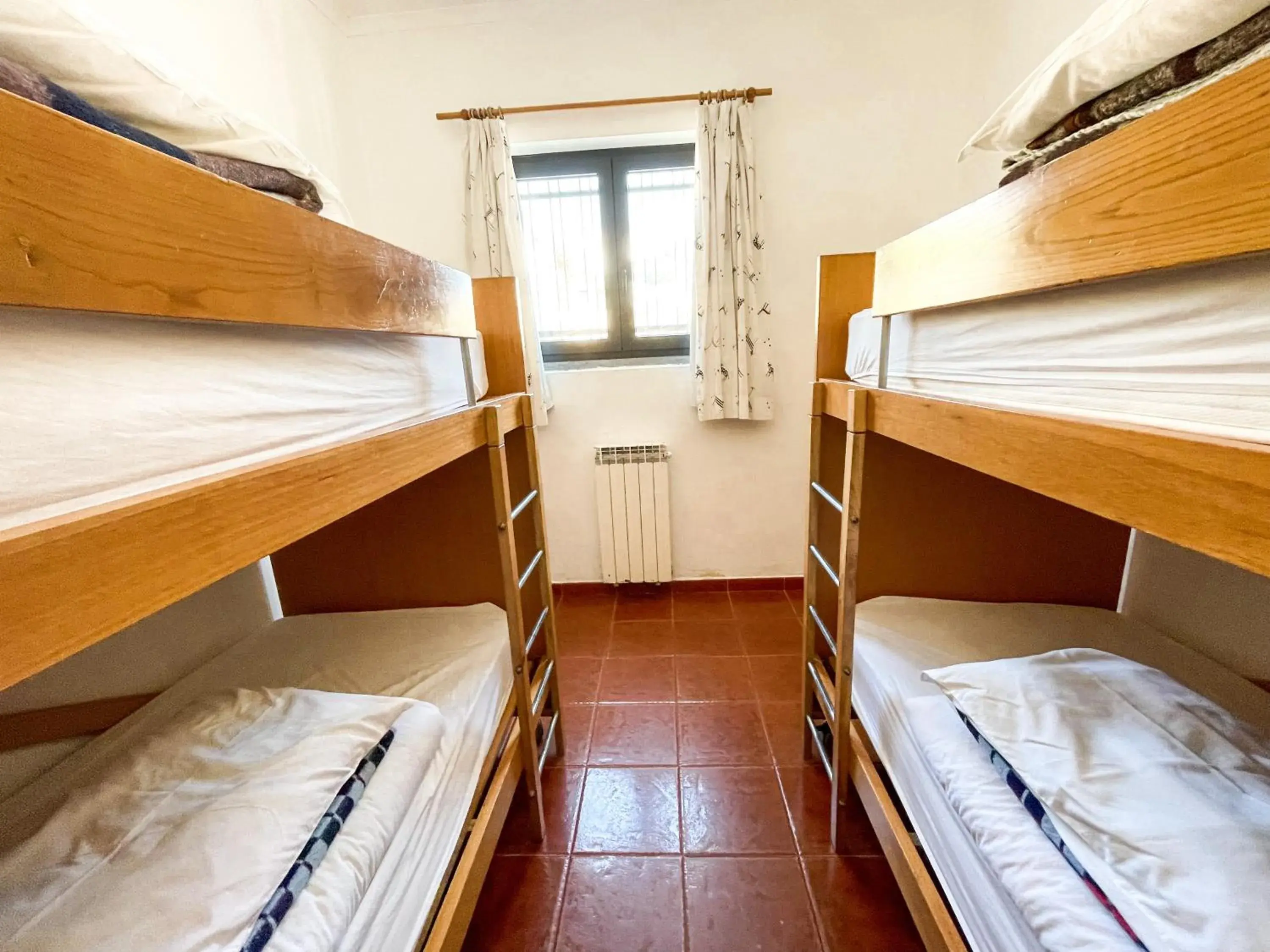 Bunk Bed in Male Dormitory Room in HI Areia Branca - Pousada de Juventude Bunk Bed in Male Dormitory Room in HI Areia Branca - Pousada de Juventude