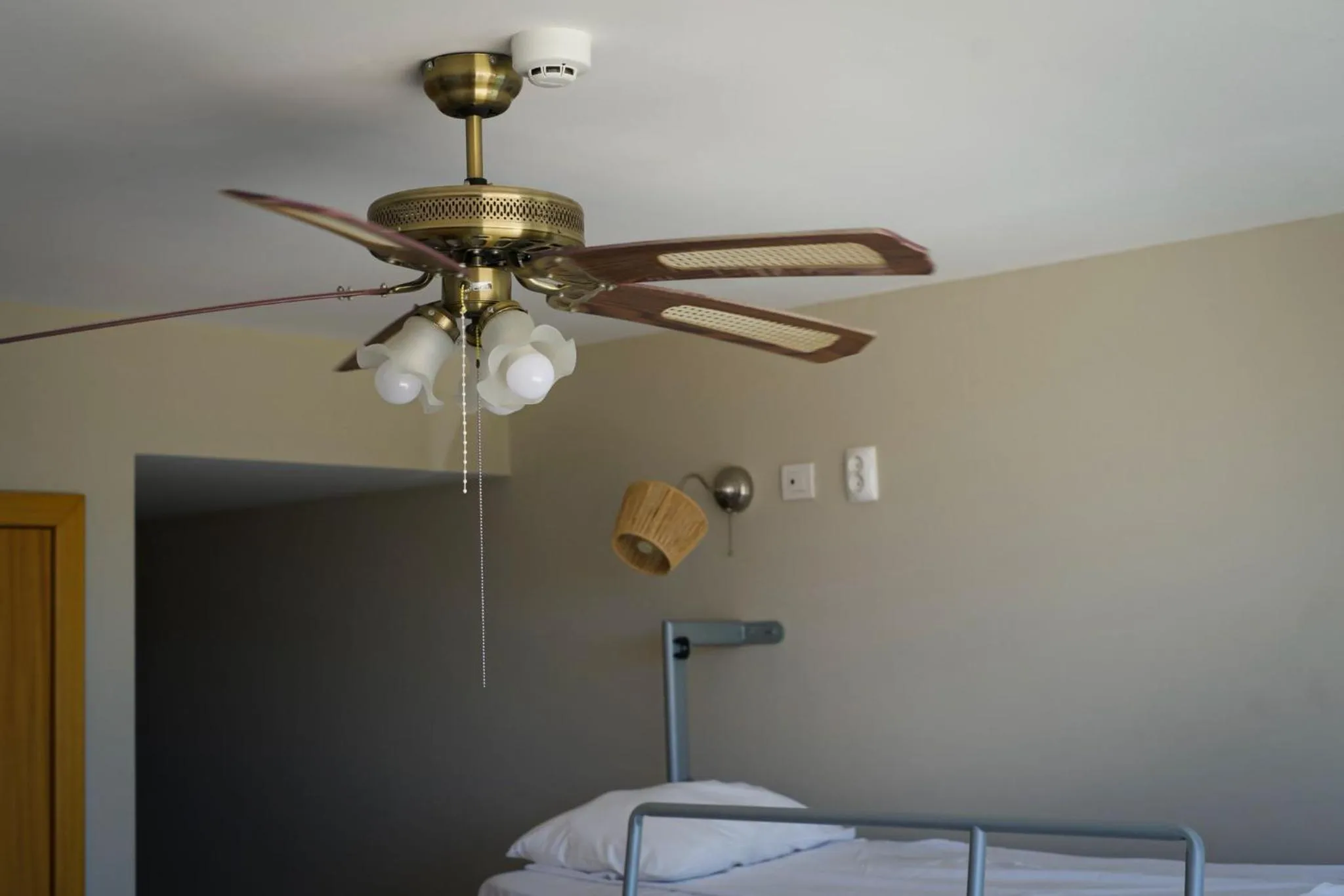 Bed in HI Arrifana Destination Hostel