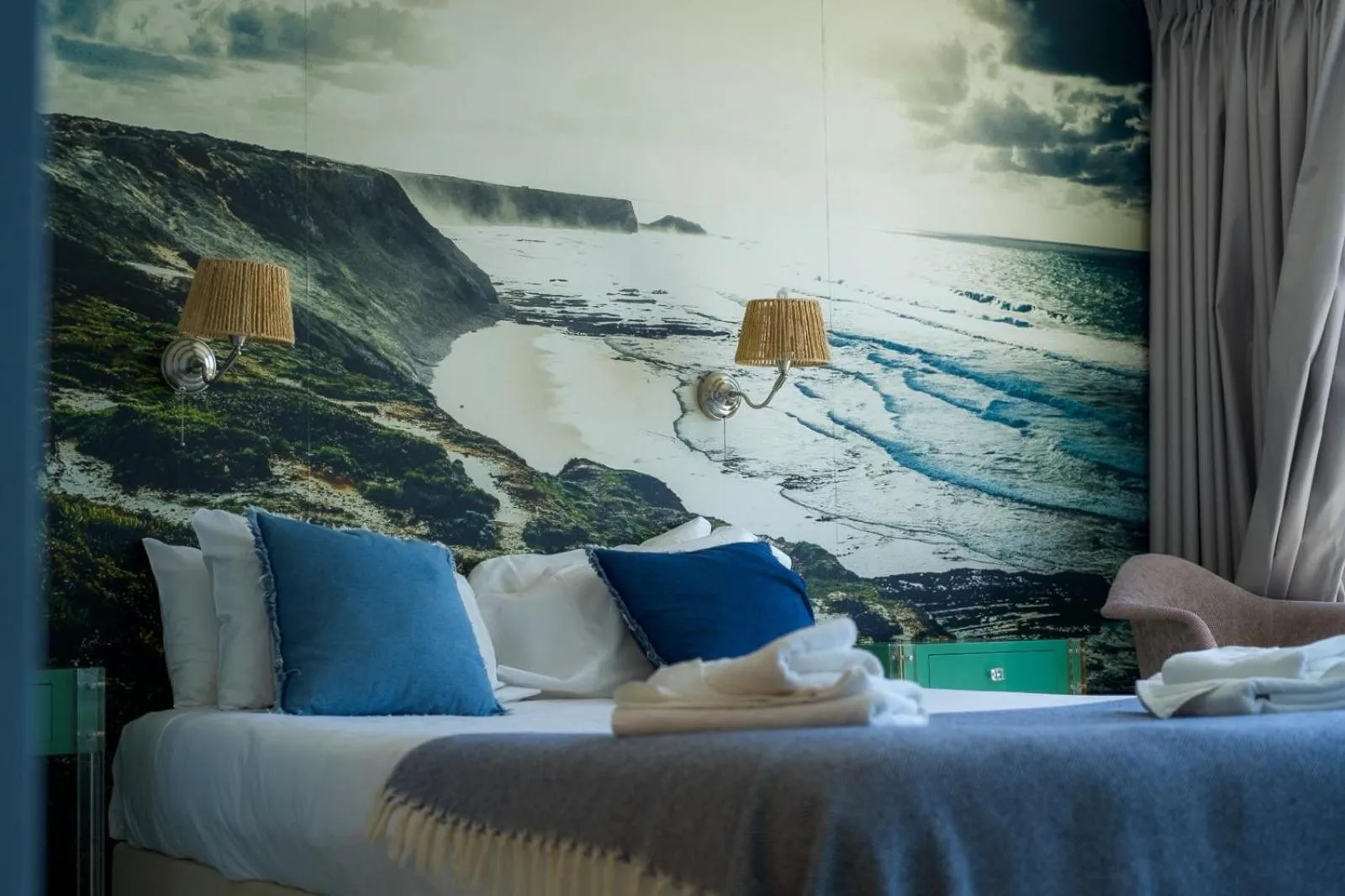 Bed in HI Arrifana Destination Hostel