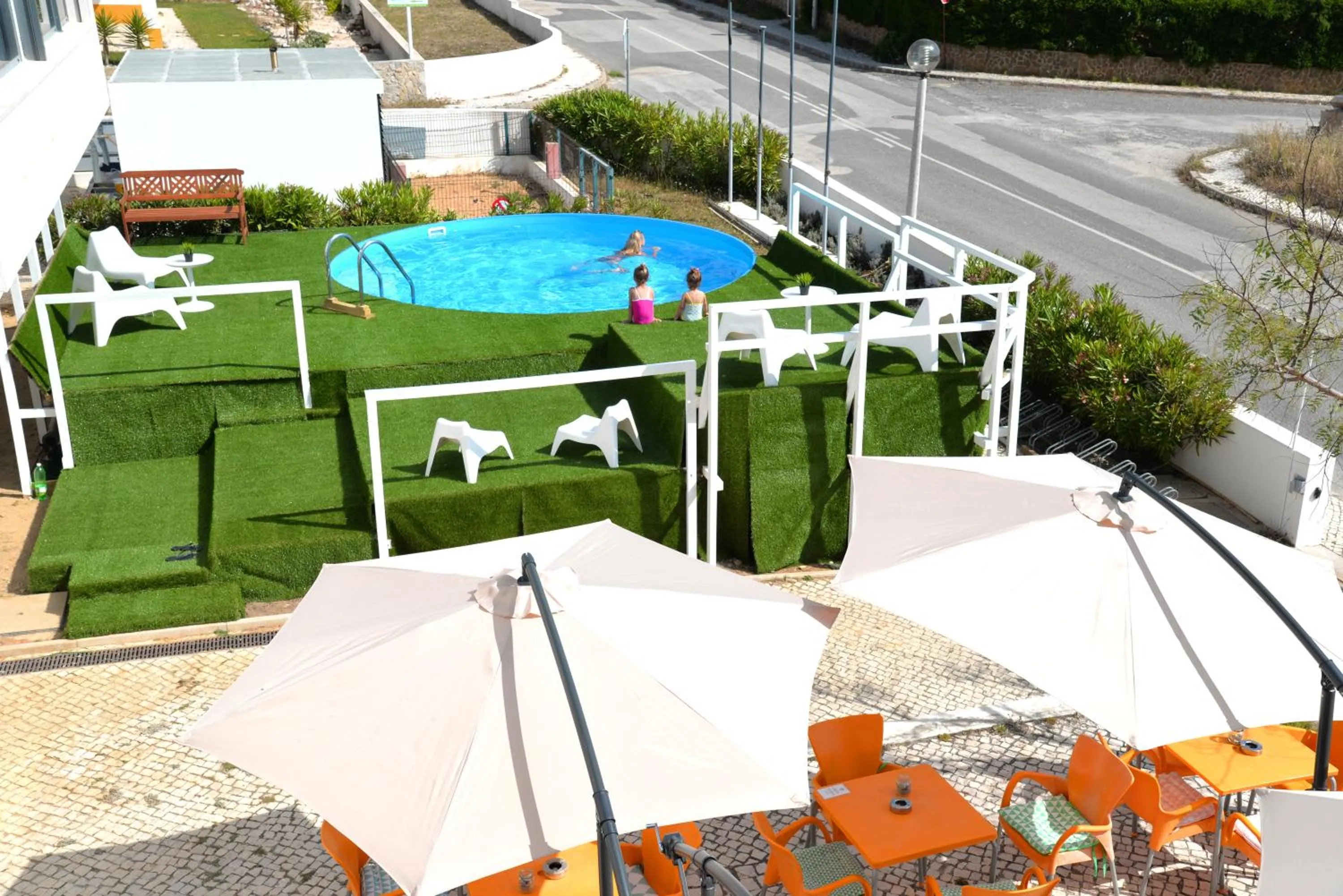 Facade/entrance in HI Arrifana Destination Hostel