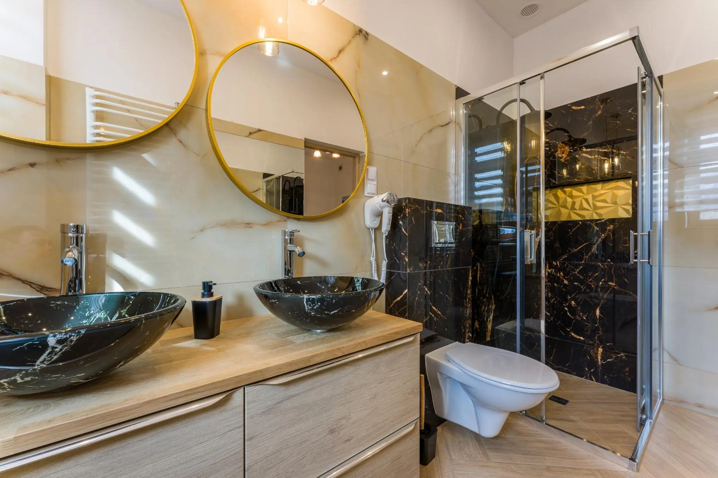 Bathroom in Willa Zakopiańczyk