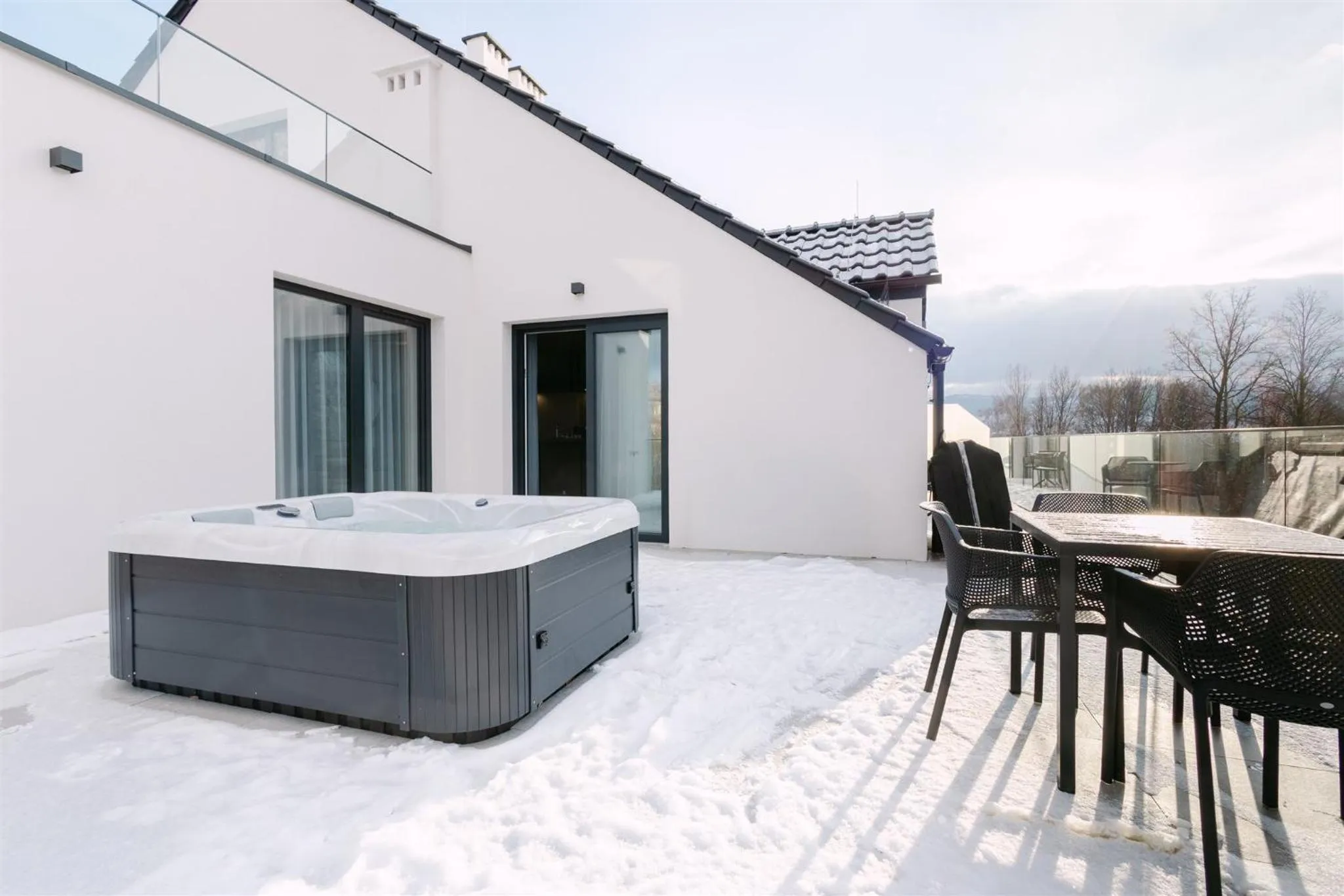 Property building in Aspen Prime Ski & Bike Resort - basen, sauna, jacuzzi, siłownia w cenie pobytu