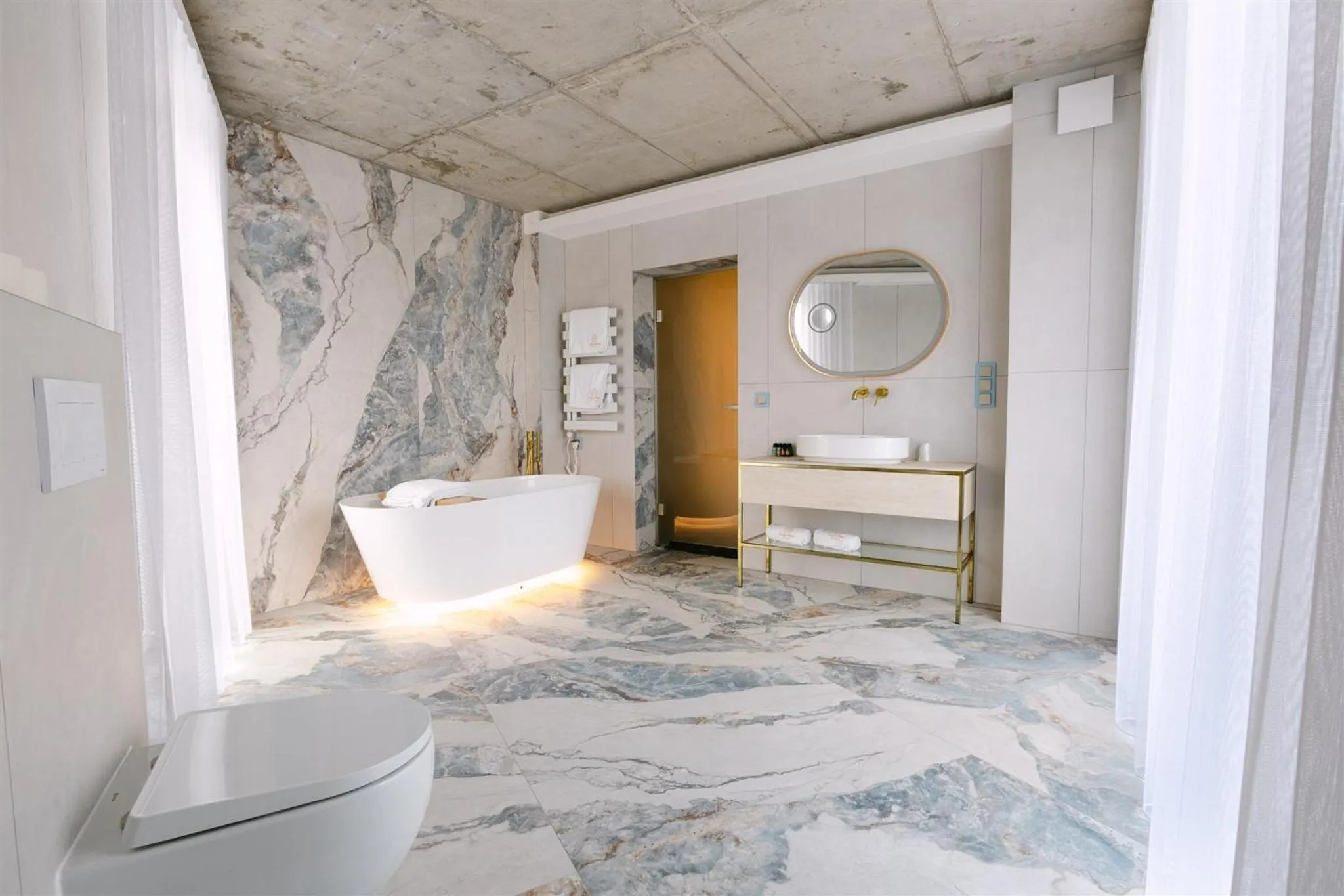 Toilet in Aspen Prime Ski & Bike Resort - basen, sauna, jacuzzi, siłownia w cenie pobytu