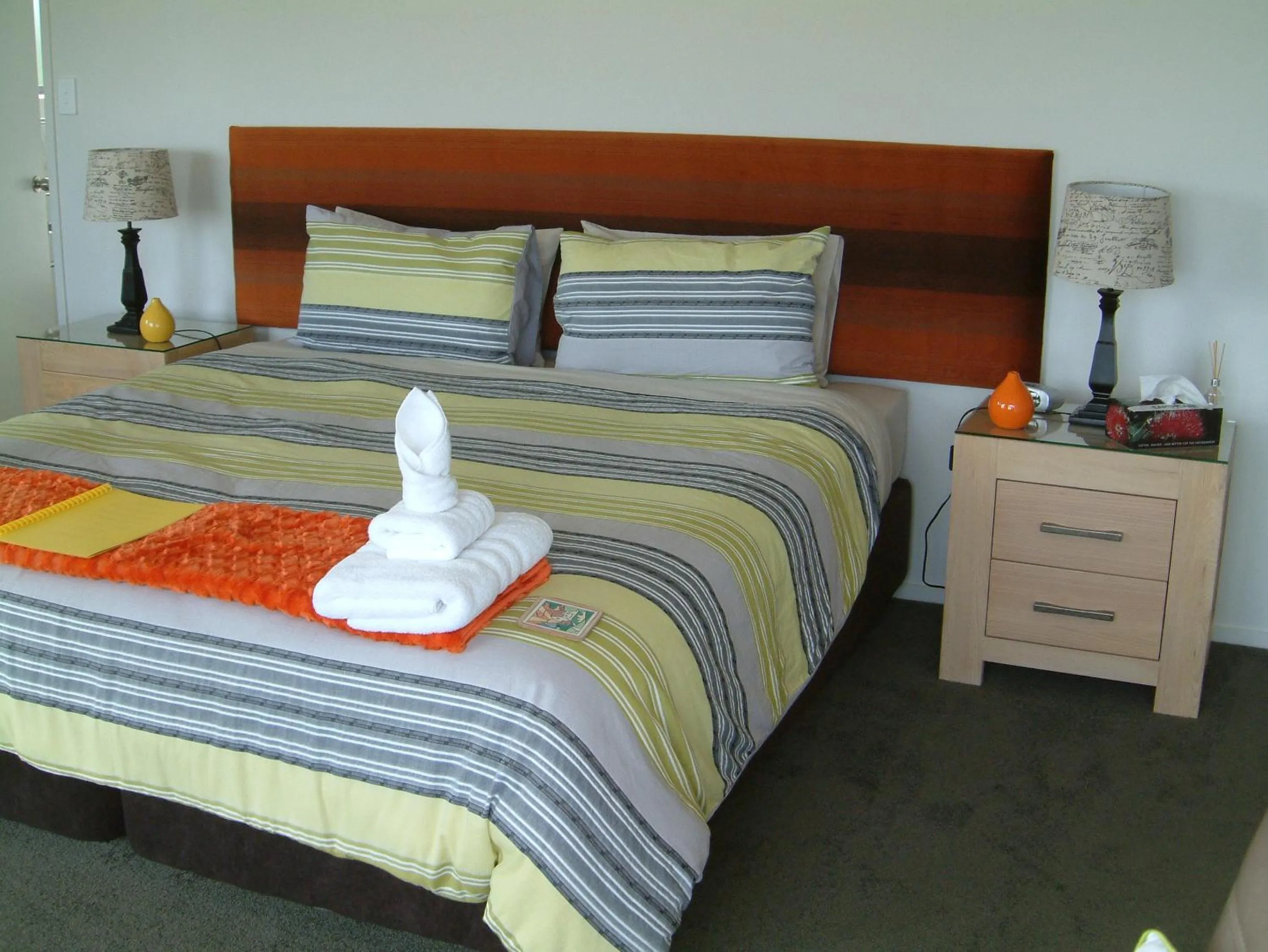 Bed in Baywaterviews