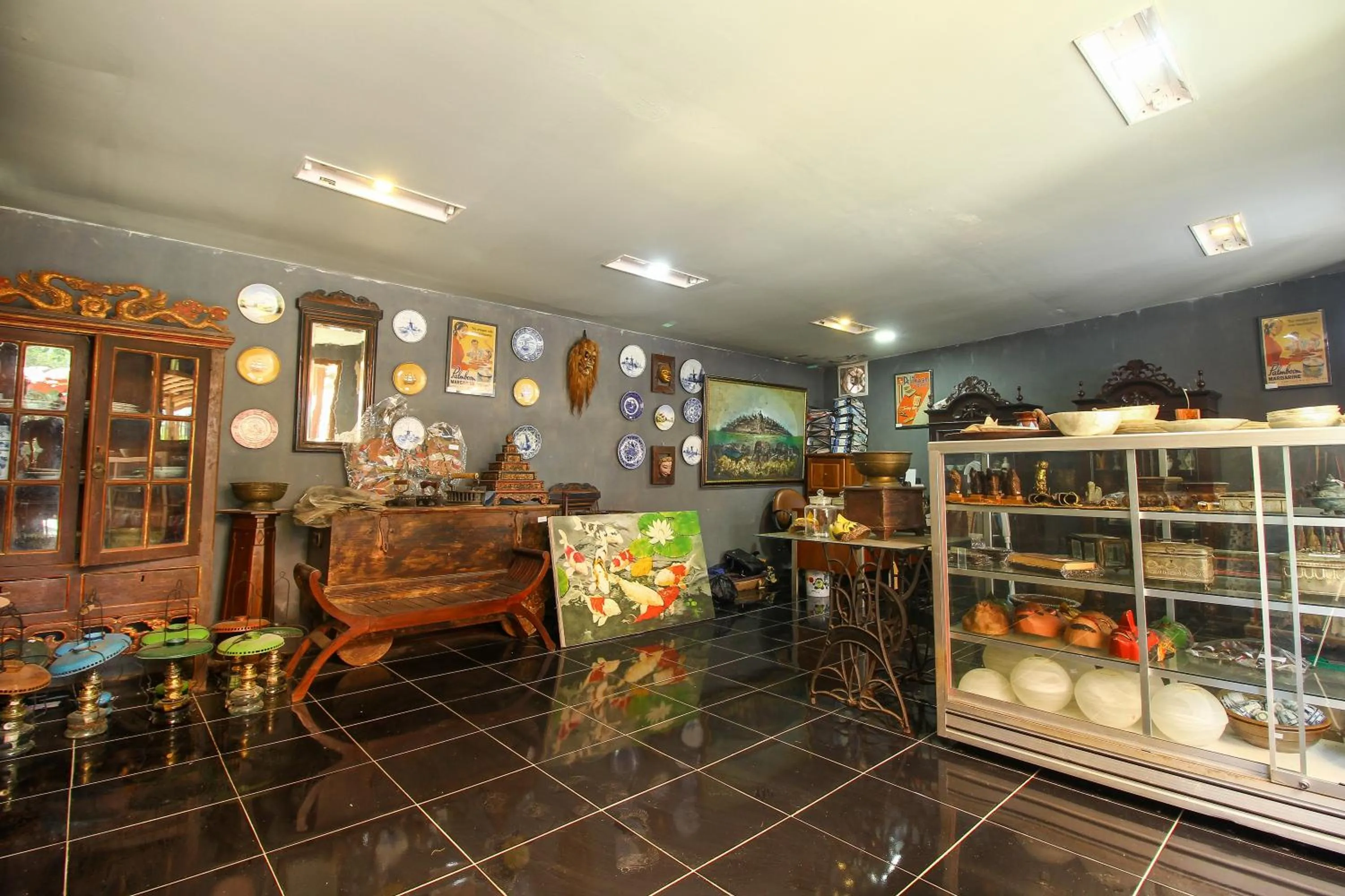 Area and facilities in Cempaka Villa