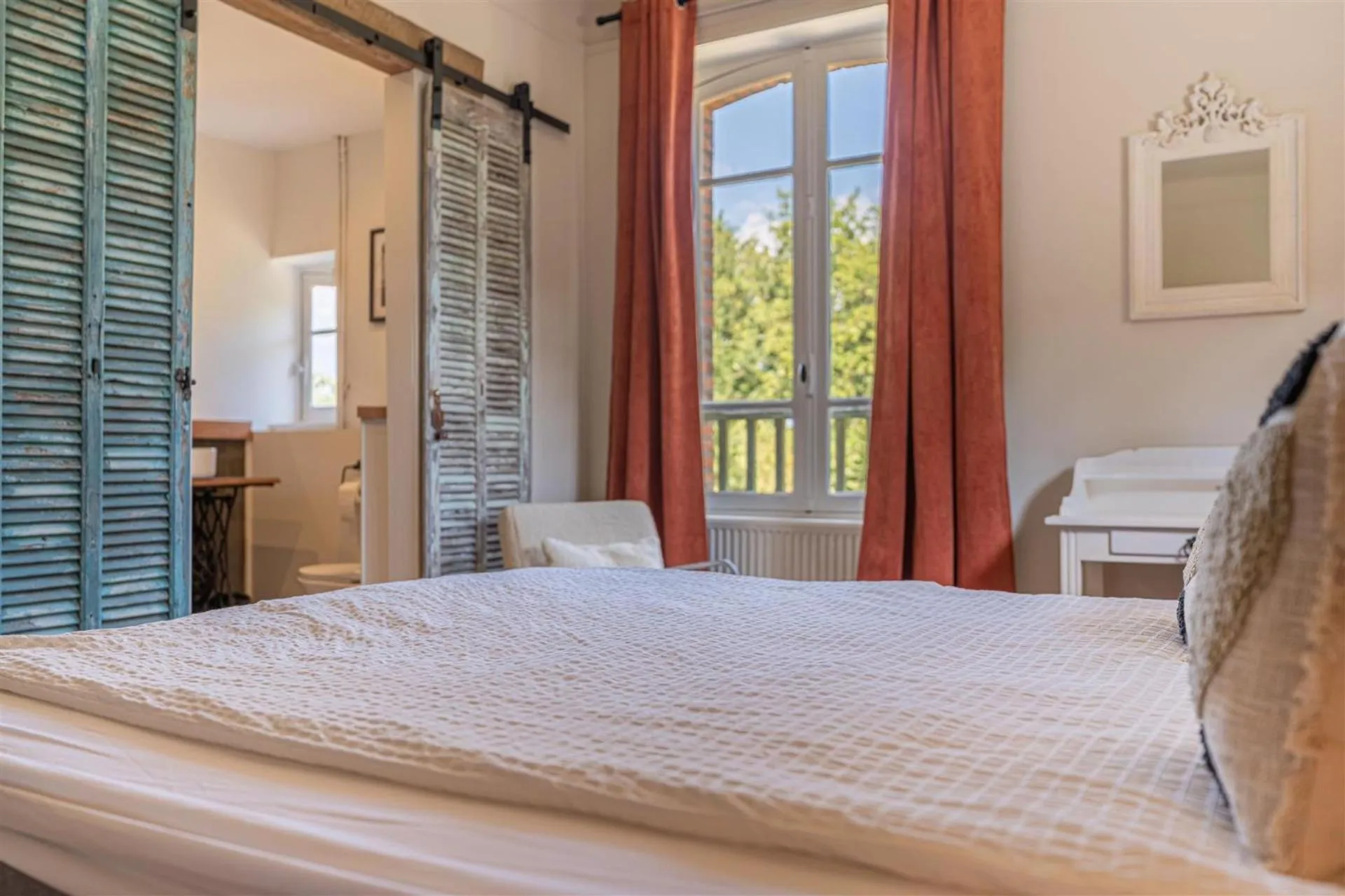 Bedroom, Bed in Bon Chez Nous