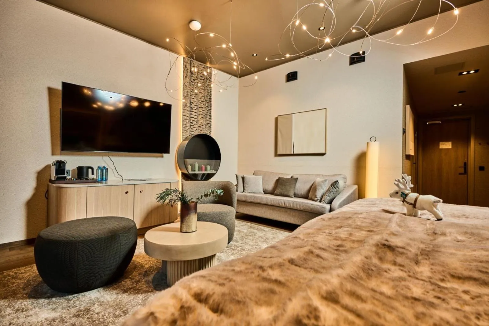 Balder Luxury Lodge & Glass Igloos