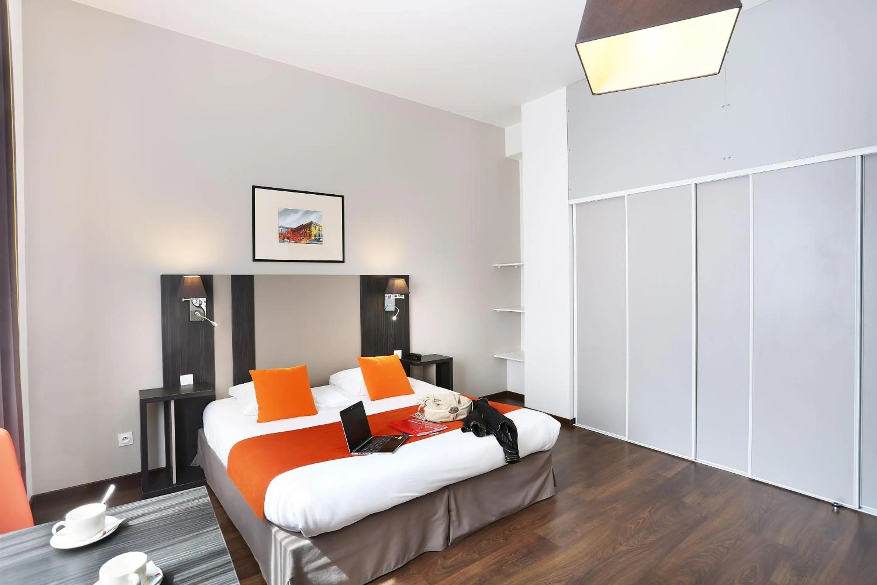 Photo of the whole room, Bed in Appart Hotel Odalys City Toulouse Colombélie