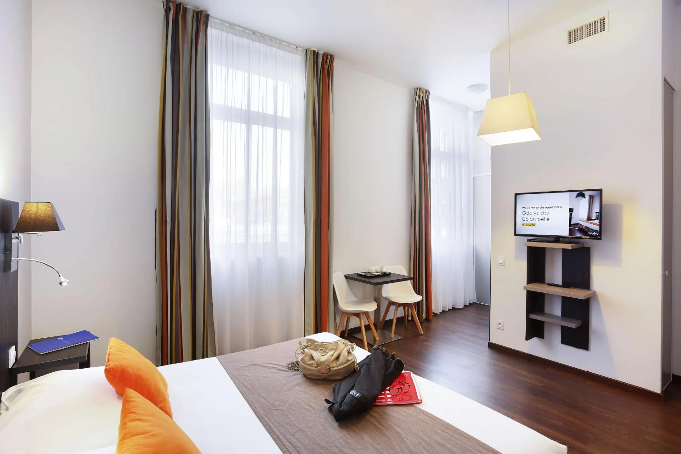 Photo of the whole room, Bed in Appart Hotel Odalys City Toulouse Colombélie