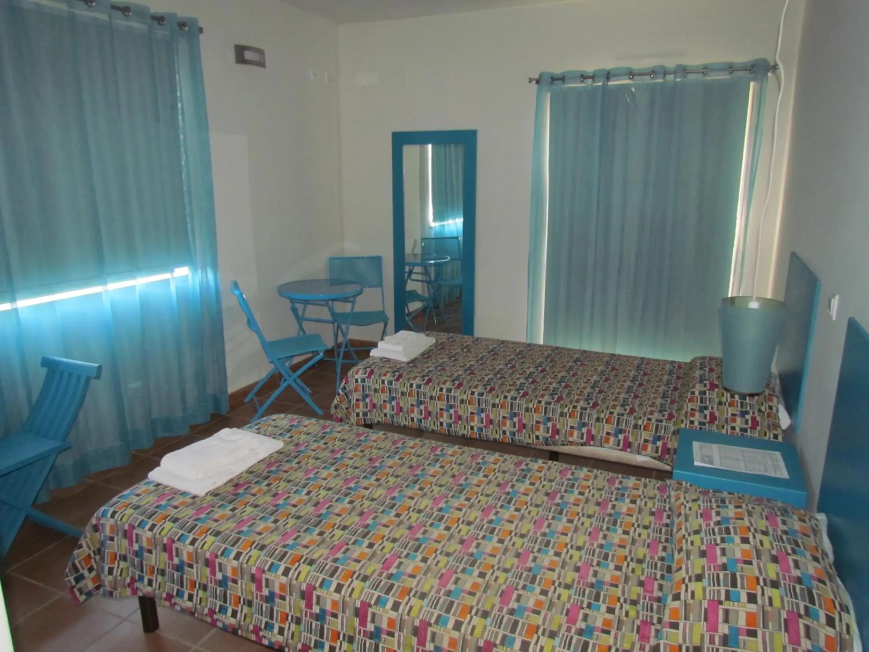 Twin Room with Private Bathroom in HI Portimão - Pousada de Juventude Twin Room with Private Bathroom in HI Portimão - Pousada de Juventude