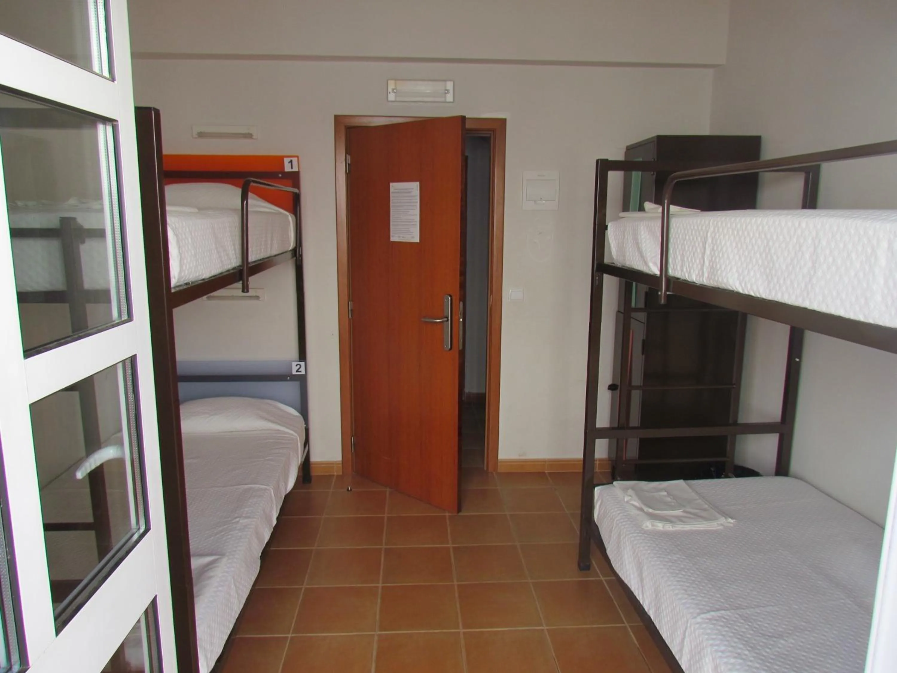 Bedroom, Bed in HI Portimão - Pousada de Juventude