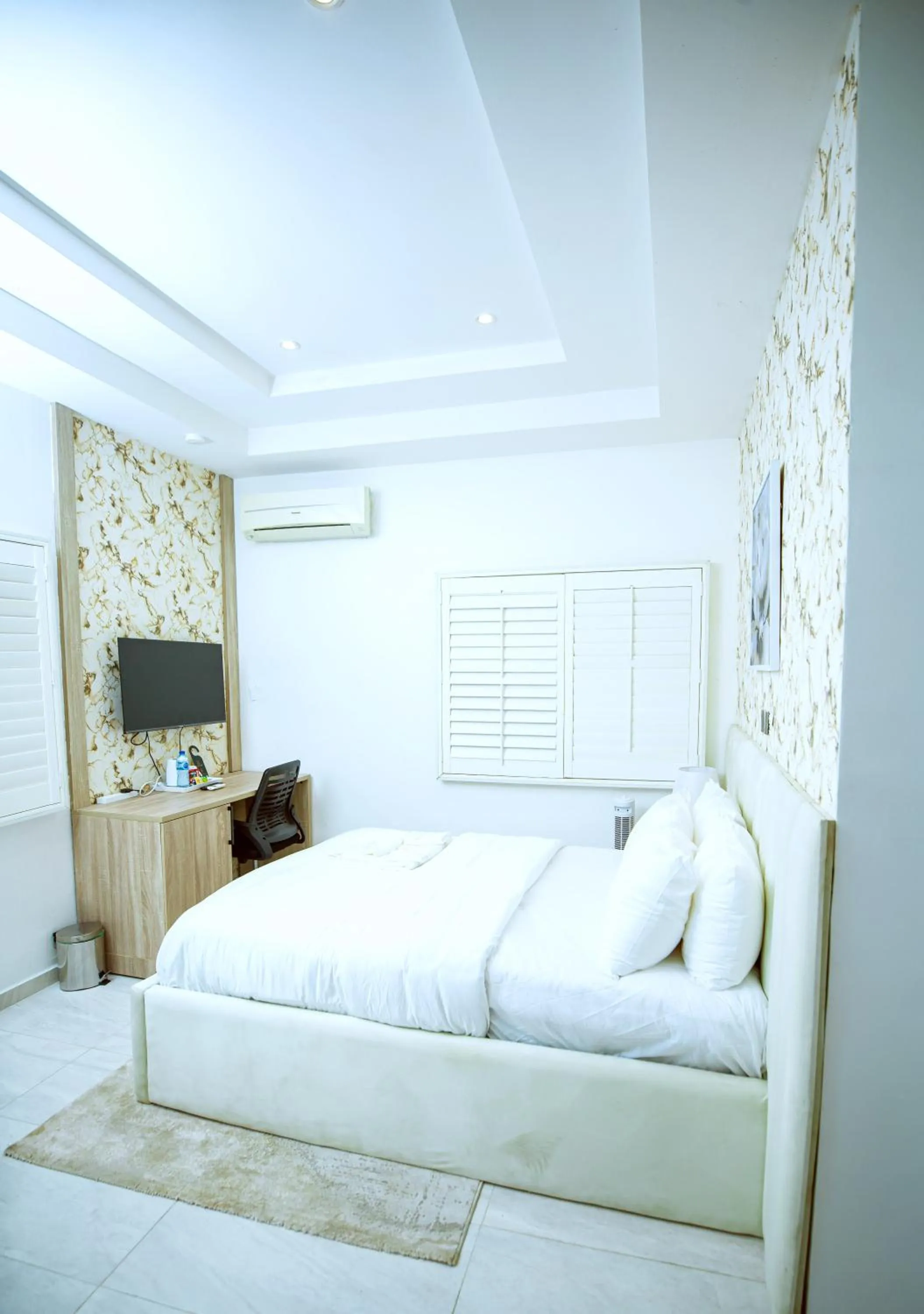 Bed in Tranquil Oasis Hotel