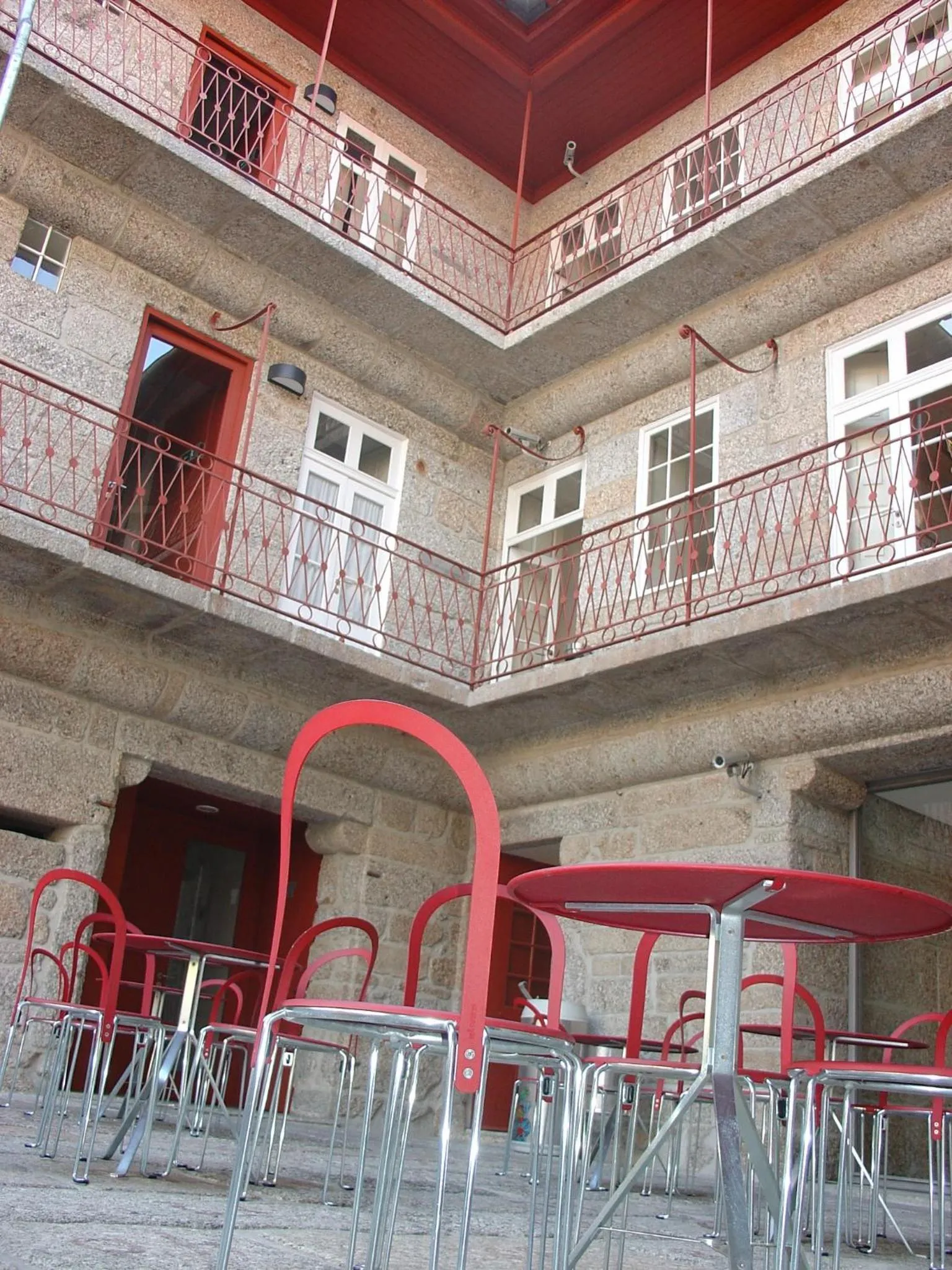 Patio in HI Guimaraes - Pousada de Juventude