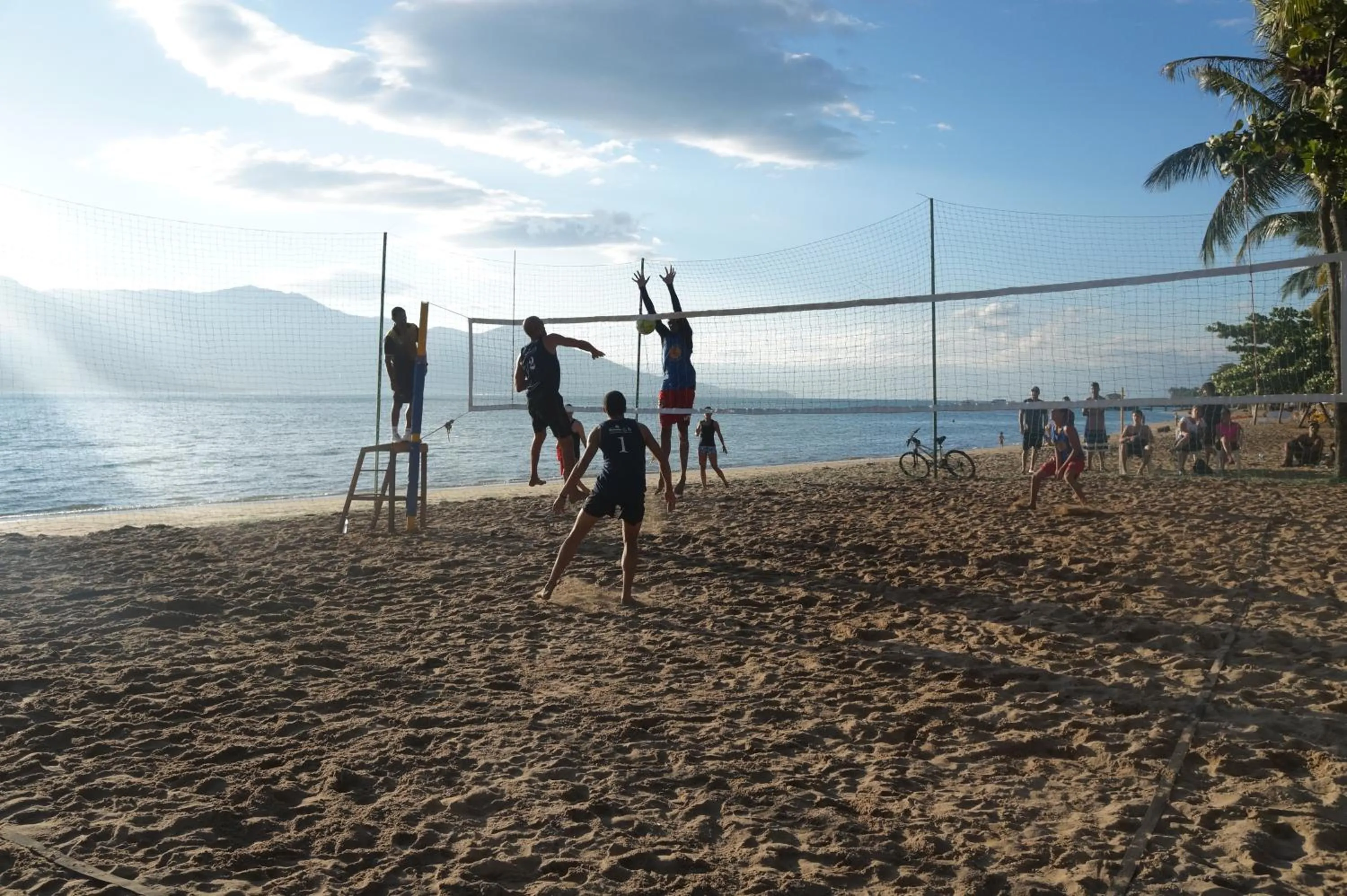 Beach in VELINN Pousada Praia do Perequê