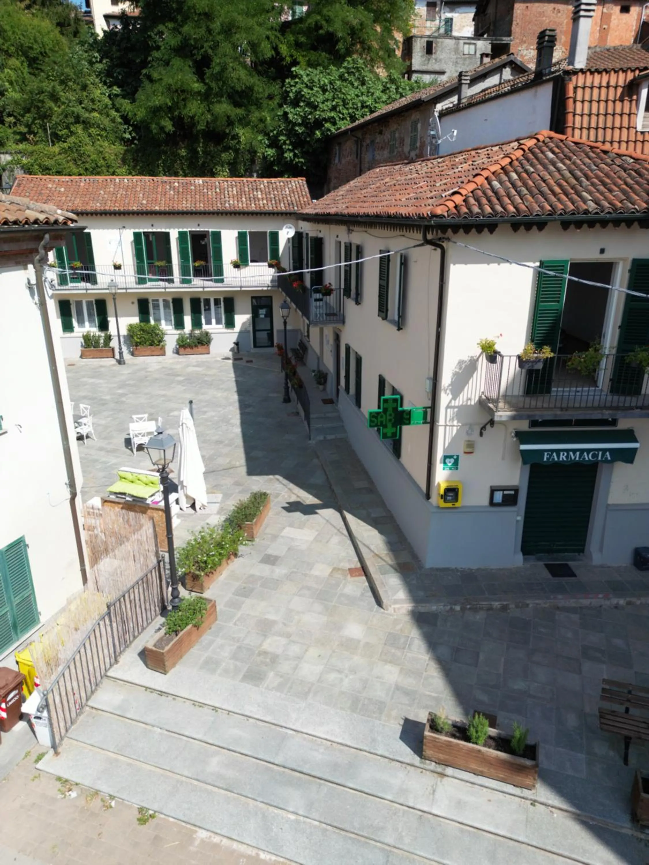 Property building in Albergo Tenco by Bottega