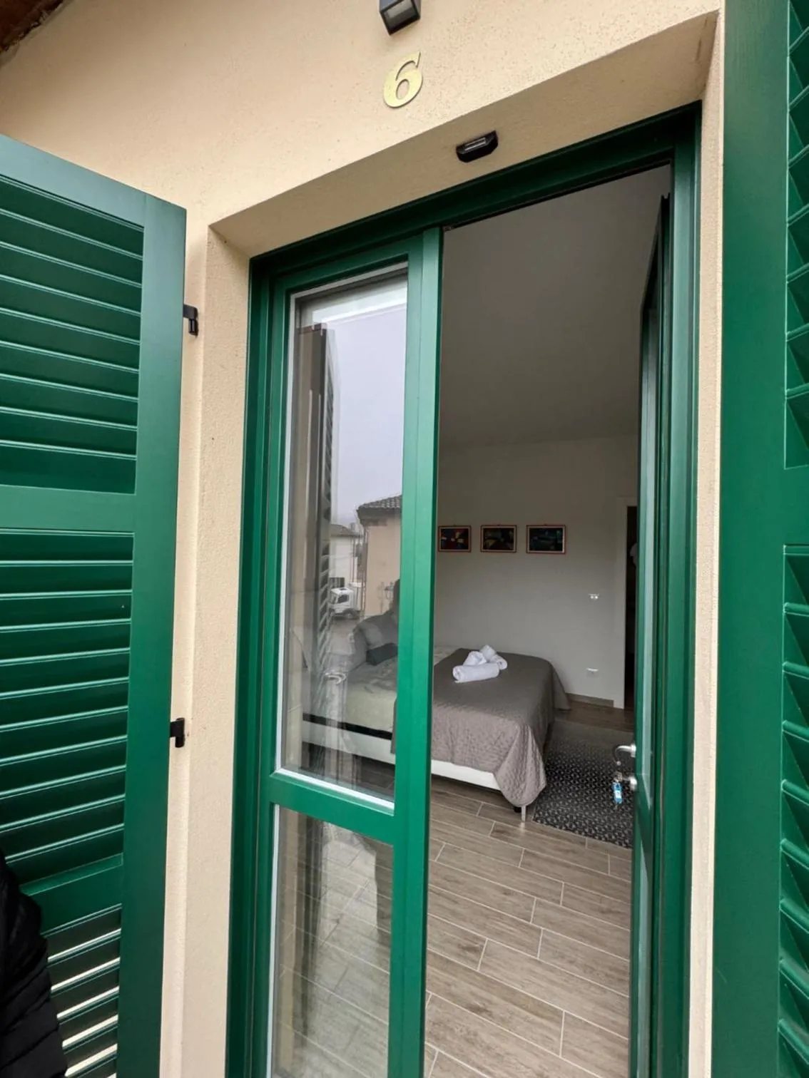 Photo of the whole room, Bed in Albergo Tenco by Bottega