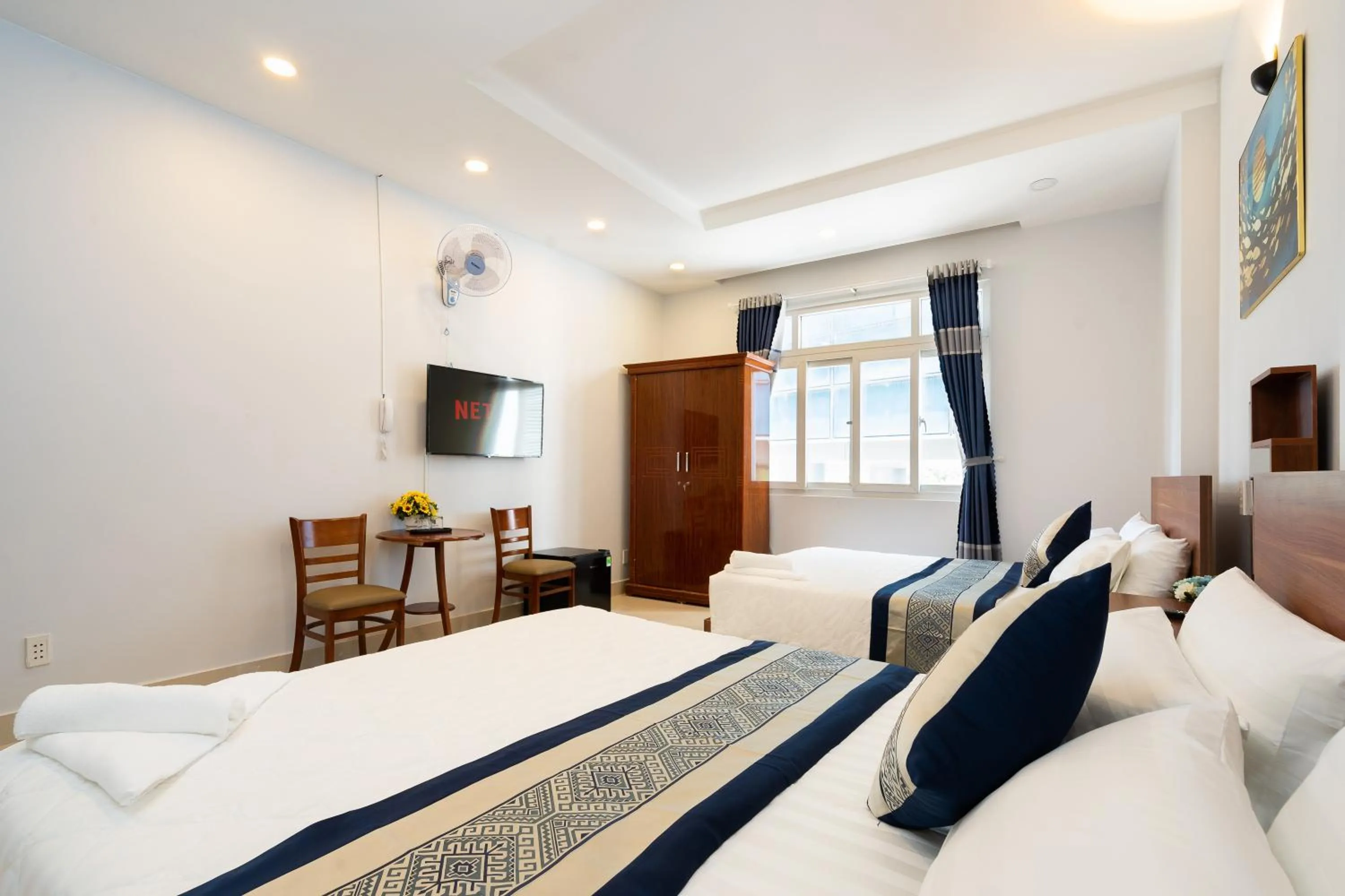 Bed in Green Airport Hotel