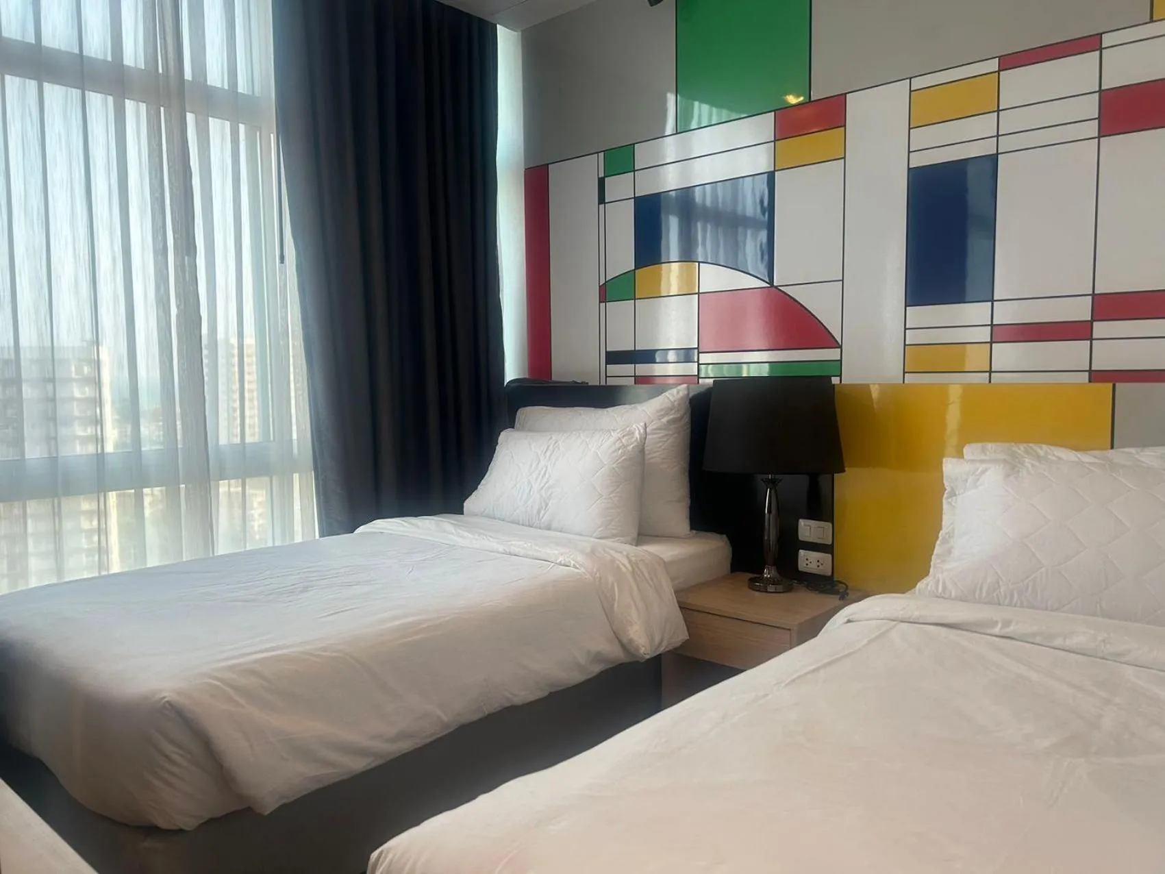 Bedroom, Bed in The Grand Jomtien Condo