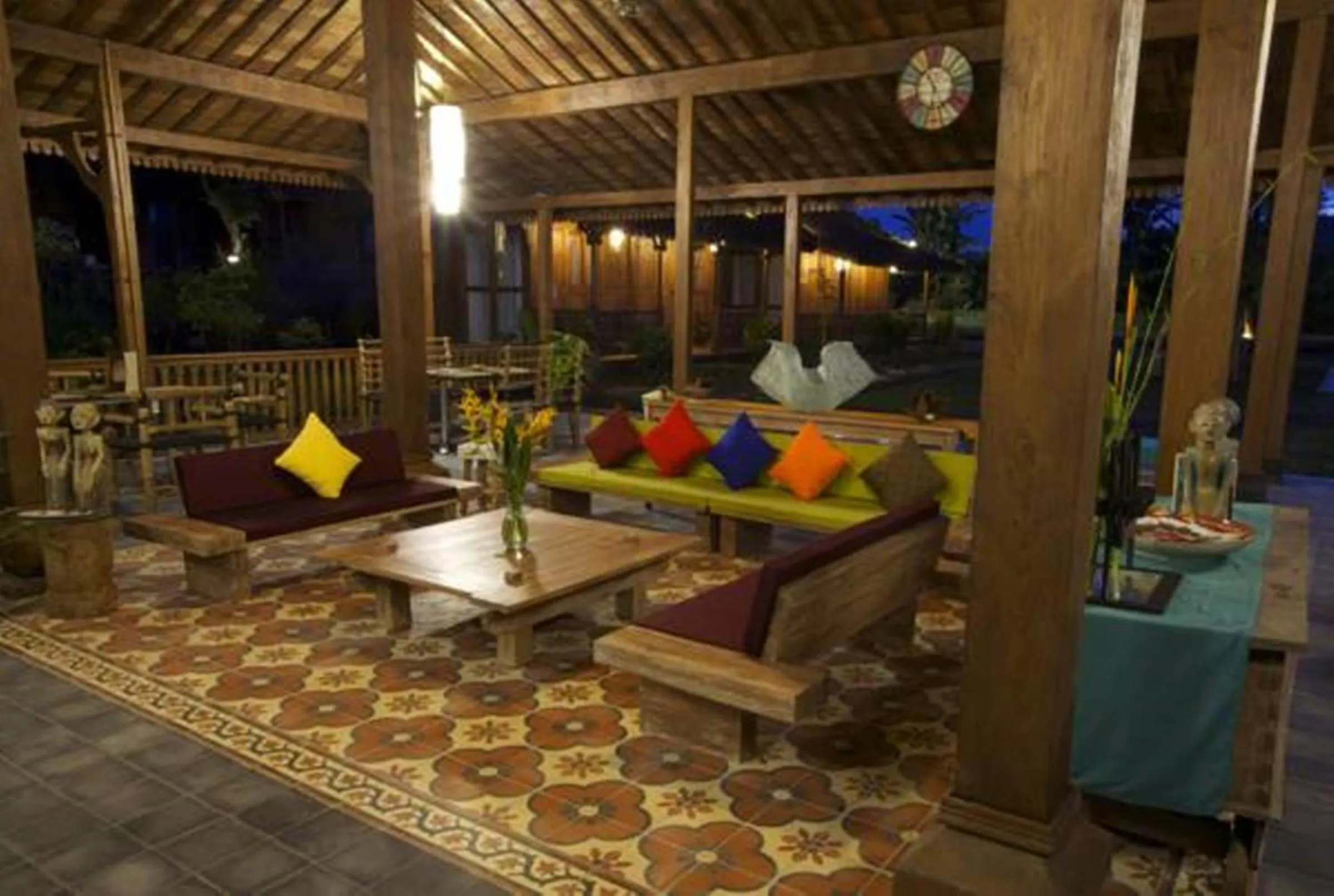 Restaurant/places to eat in Amata Borobudur Resort