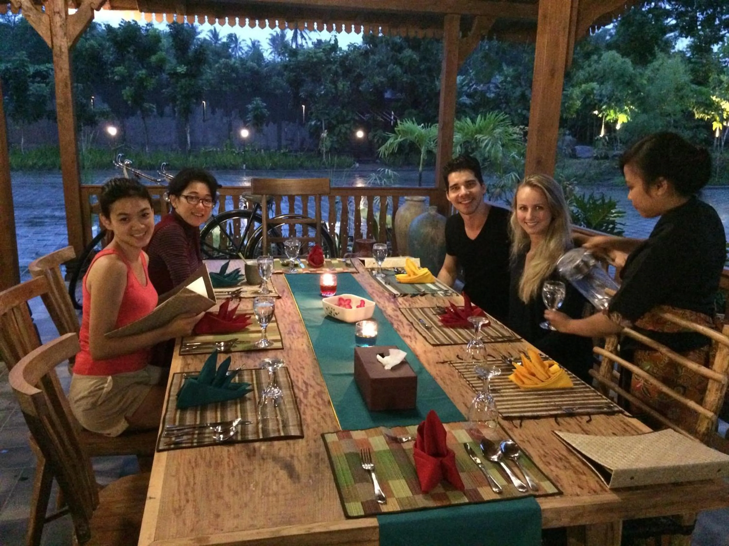 Restaurant/places to eat in Amata Borobudur Resort