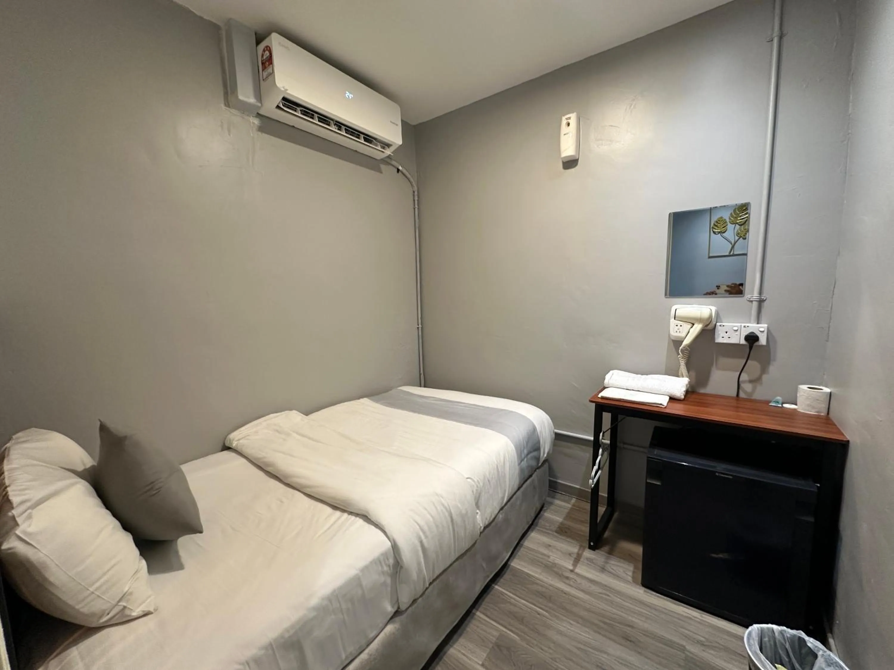 Bed in SS Grey House