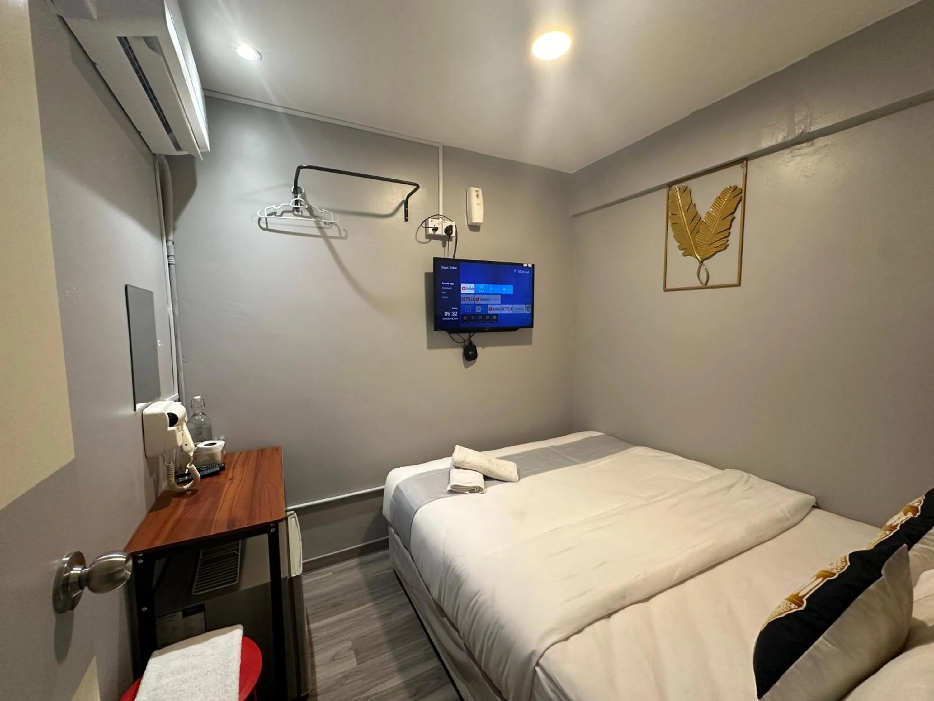 Bed in SS Grey House