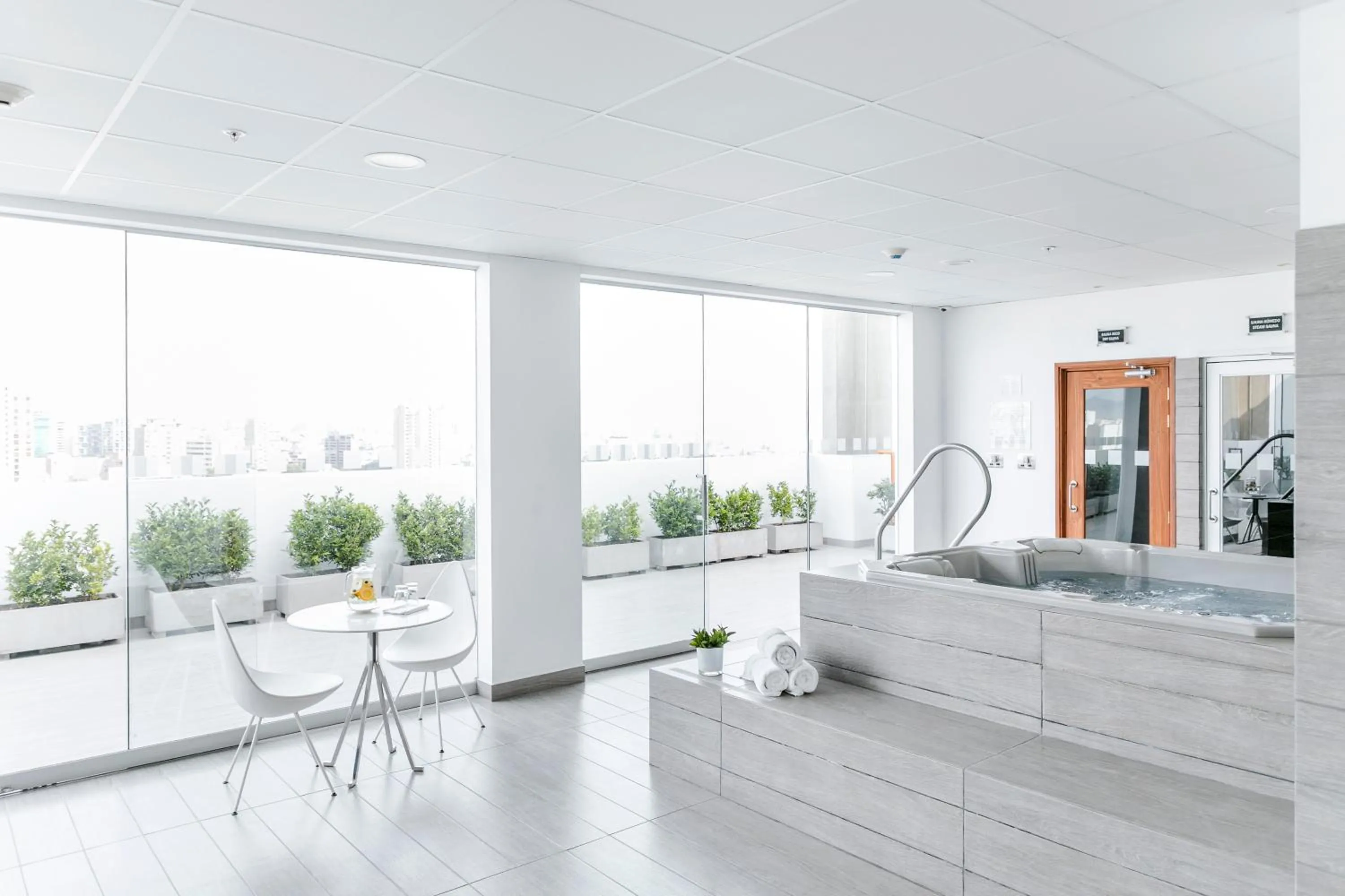 Hot Tub in Wyndham Costa del Sol Lima City