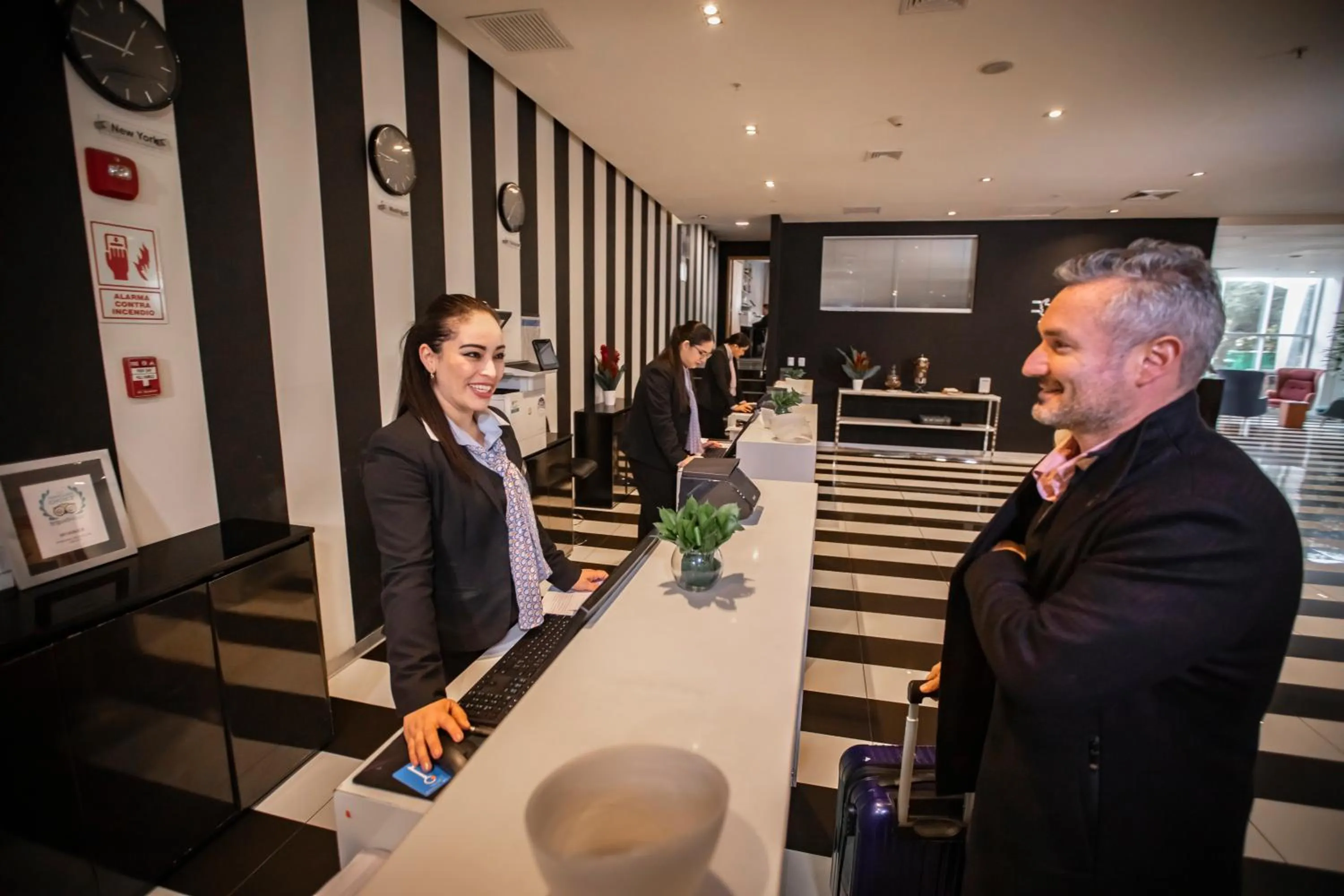 Lobby or reception in Wyndham Costa del Sol Lima City