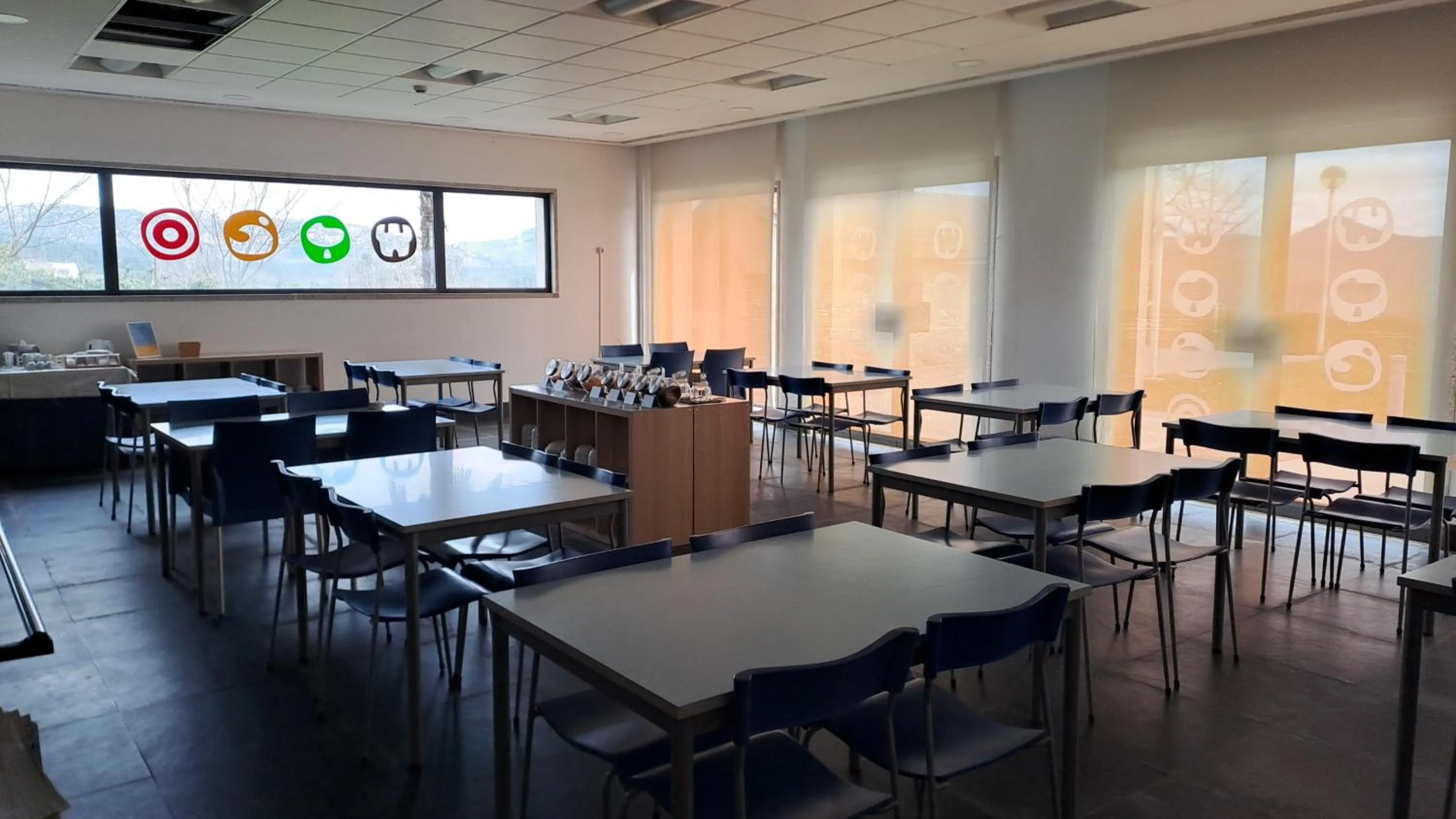 Breakfast in HI Alijo - Pousada de Juventude