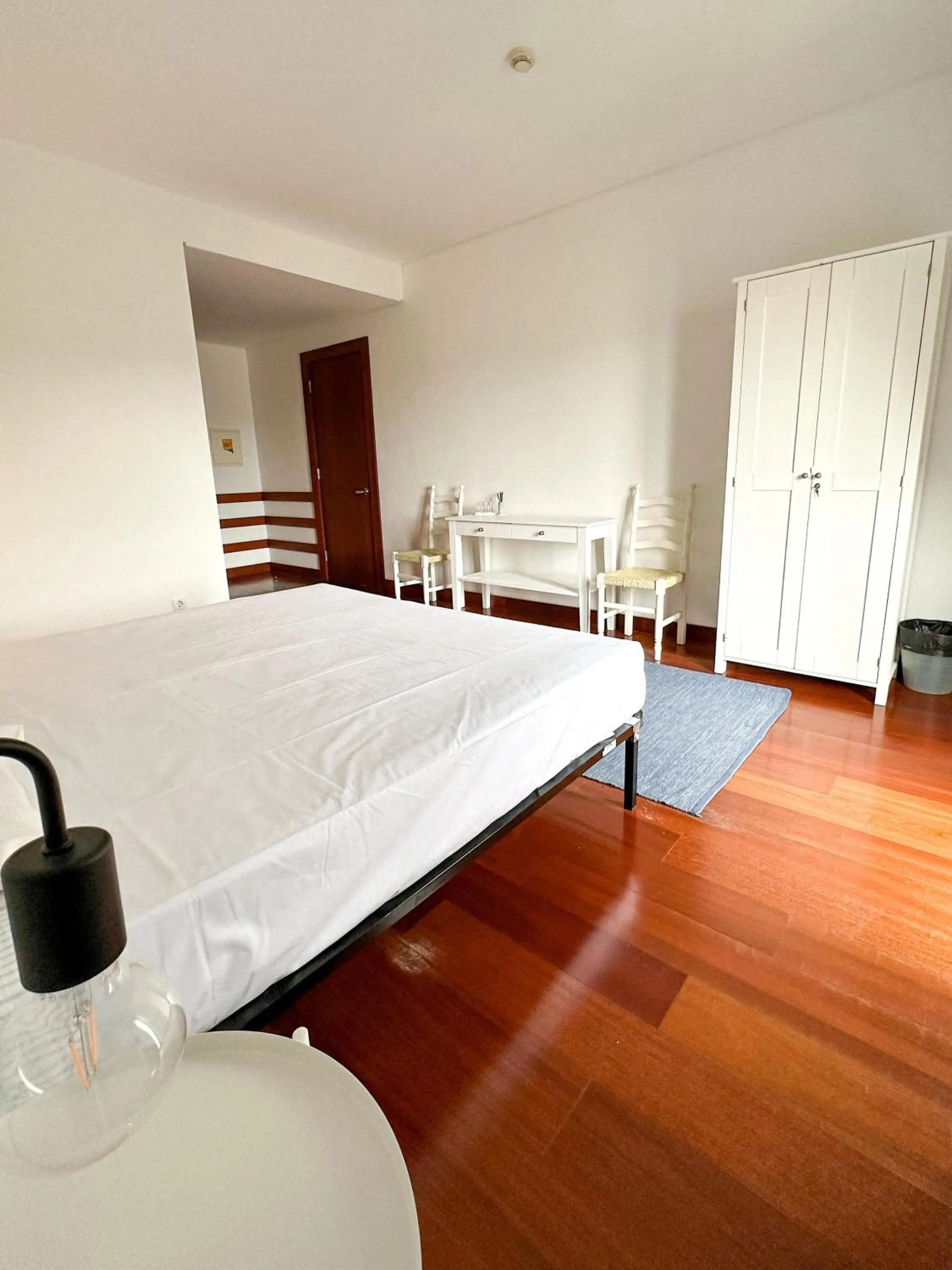 Bedroom, Bed in HI Alijo - Pousada de Juventude