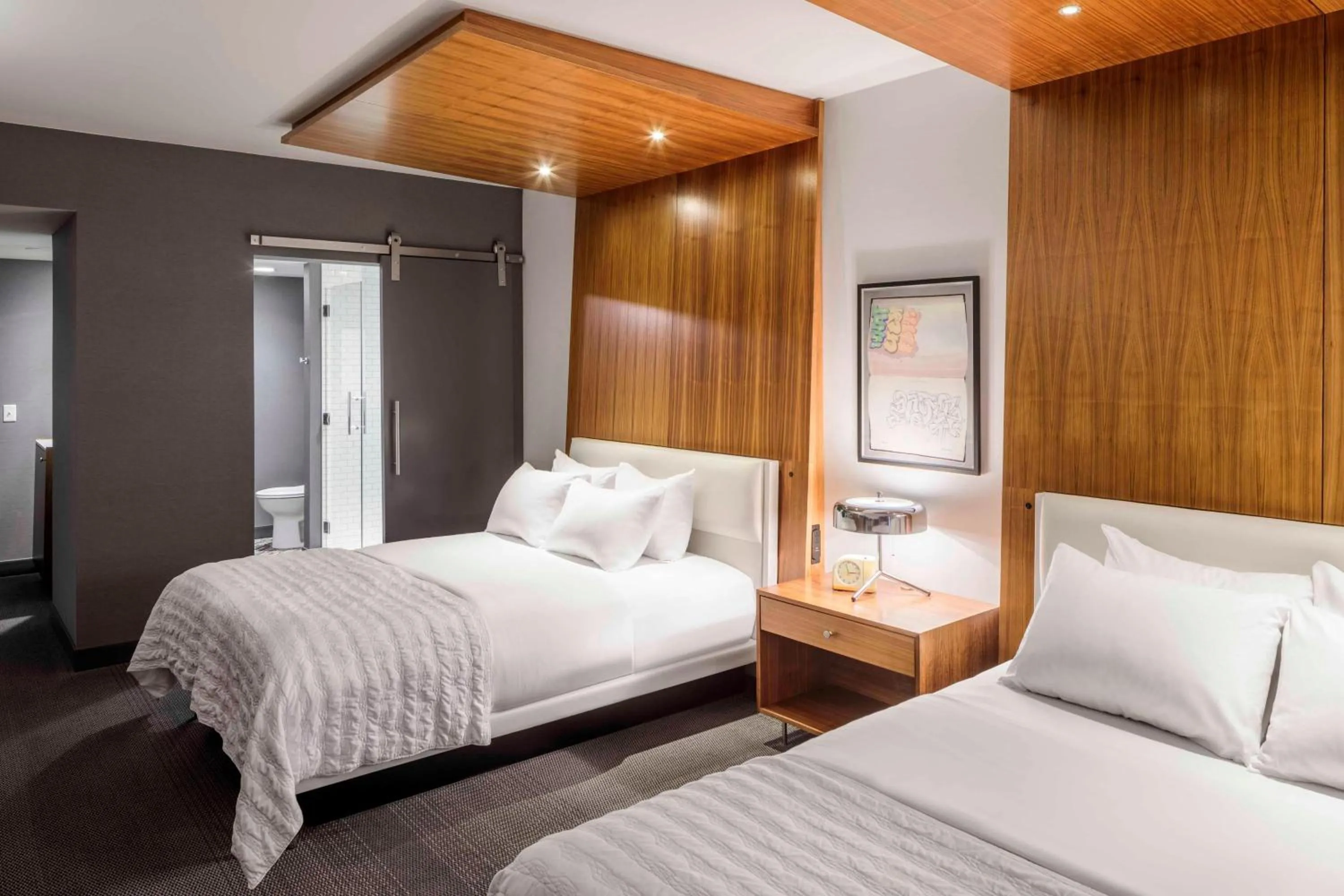 Bed in Le Meridien Columbus, The Joseph