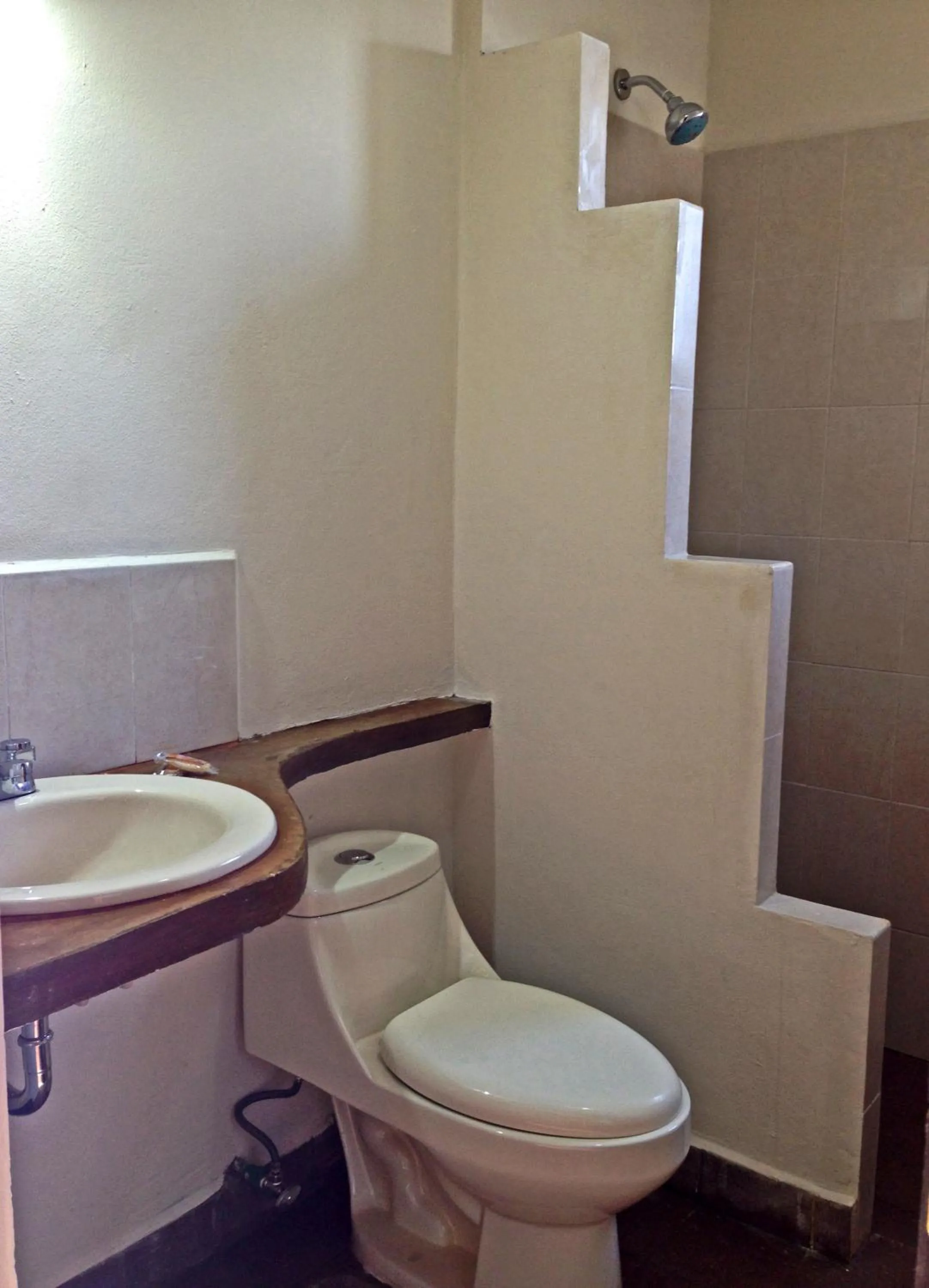 Bathroom in AXKAN PALENQUE, ALBERCAS, GASTRONOMIA MAR y TIERRA & TRAVEL AGENCY