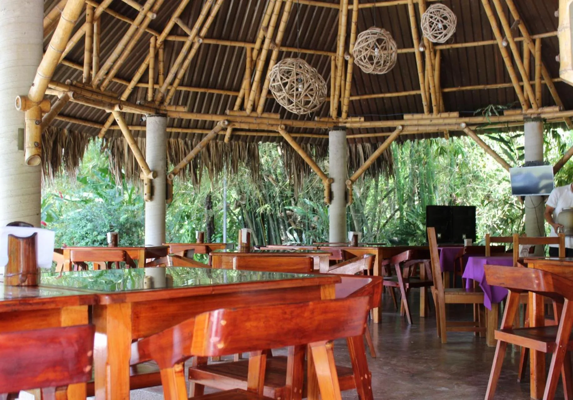 Restaurant/places to eat in AXKAN PALENQUE, ALBERCAS, GASTRONOMIA MAR y TIERRA & TRAVEL AGENCY
