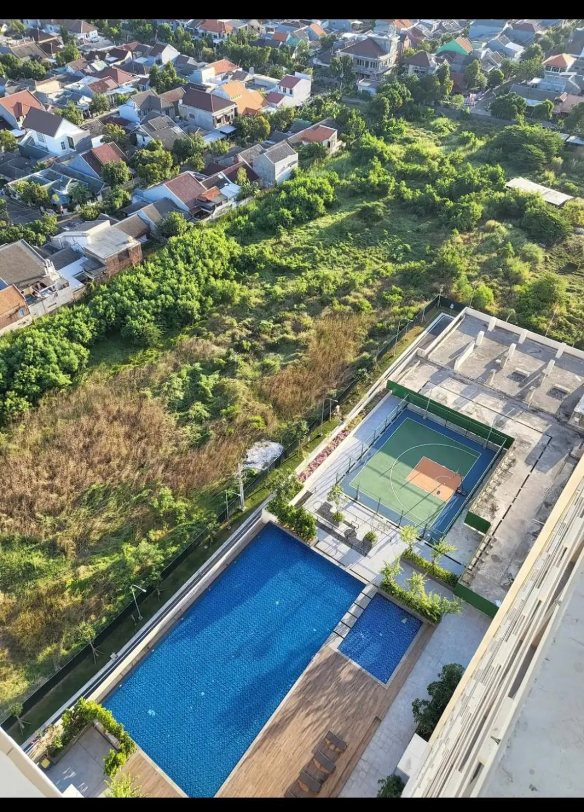 Vittorio Apartment Wiyung 1BR sby wifi smtv by ASH