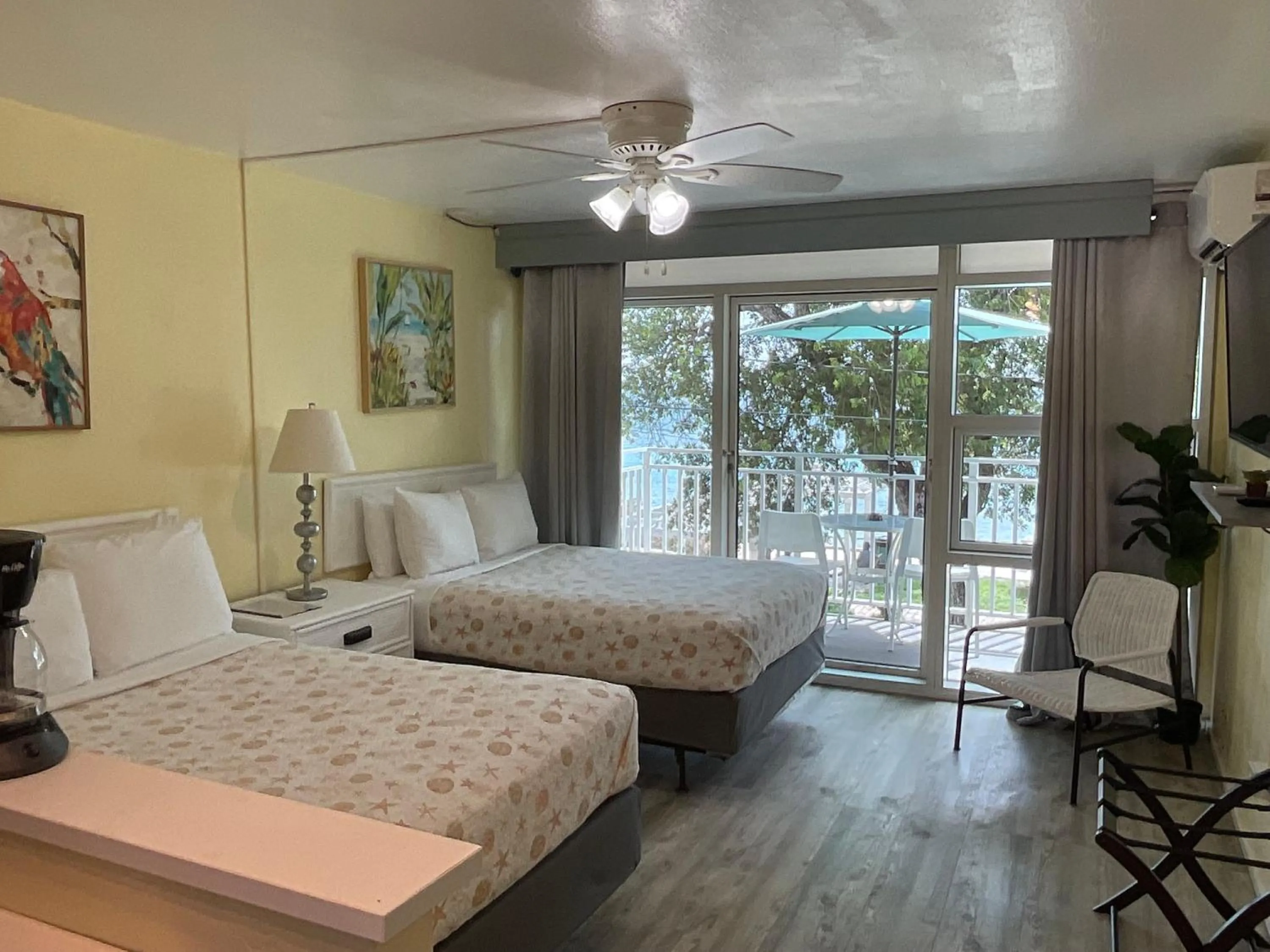 Bedroom, Bed in The Frederiksted Hotel