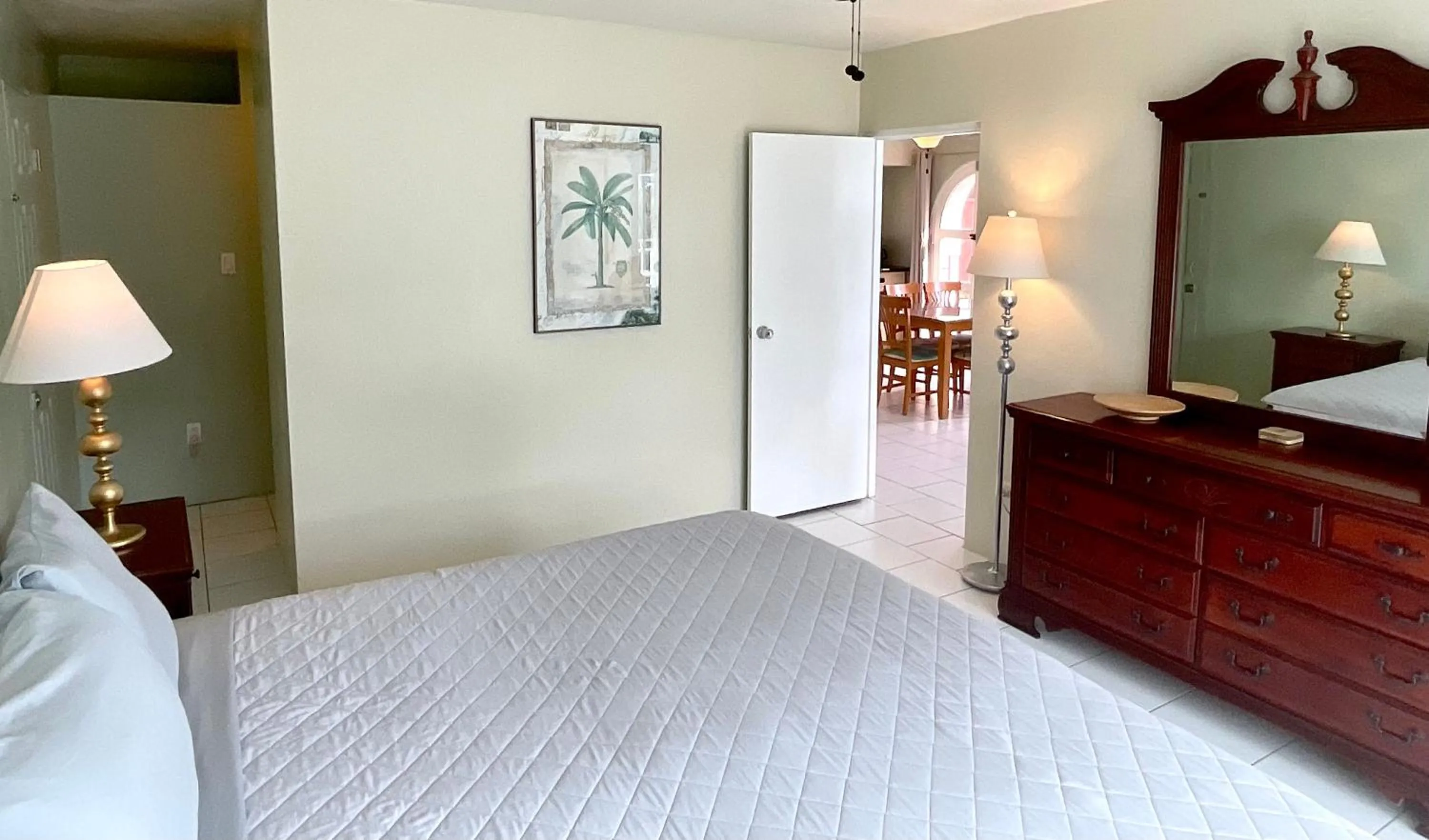 Bedroom, Bed in The Frederiksted Hotel