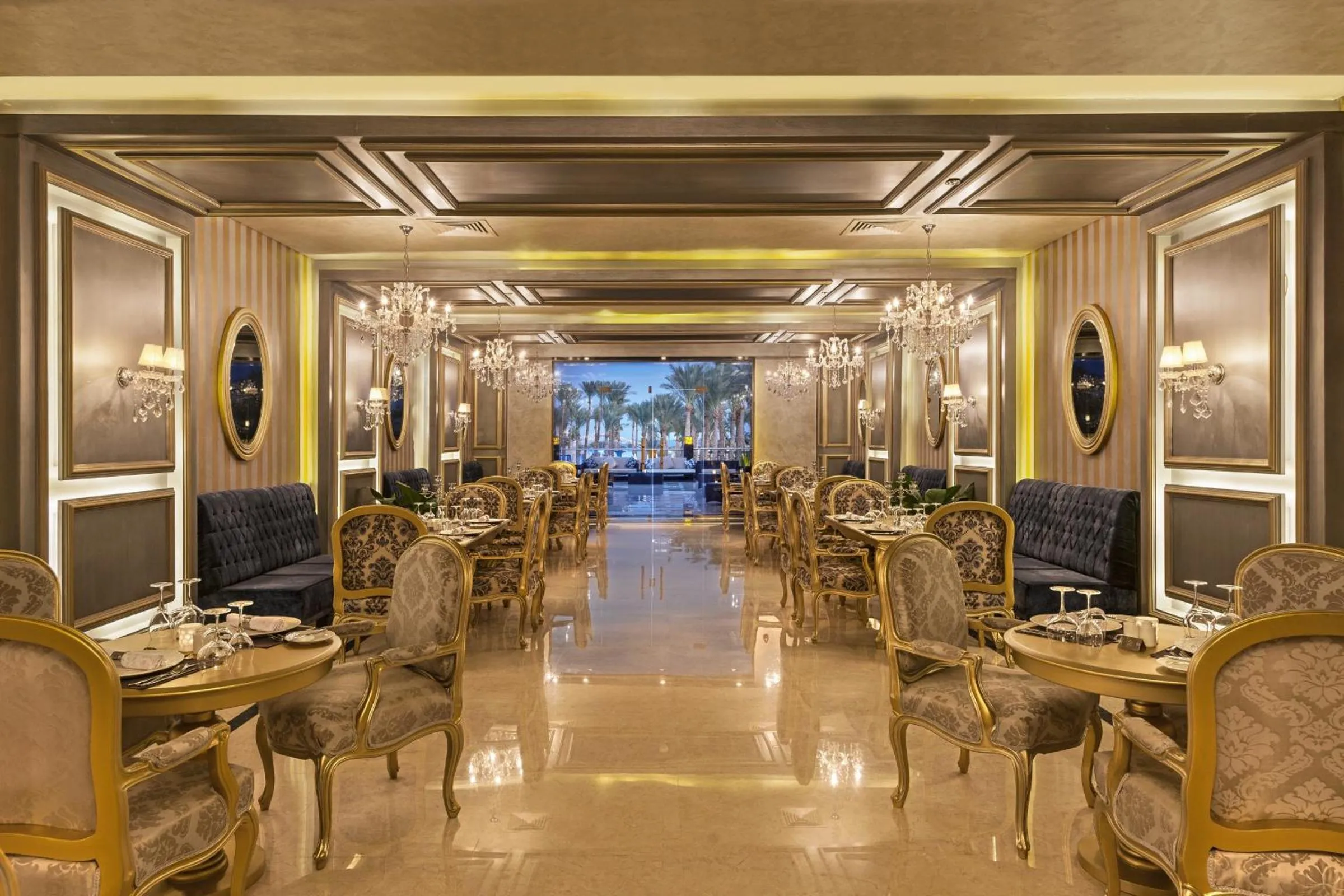 Restaurant/places to eat in Rixos Premium Seagate