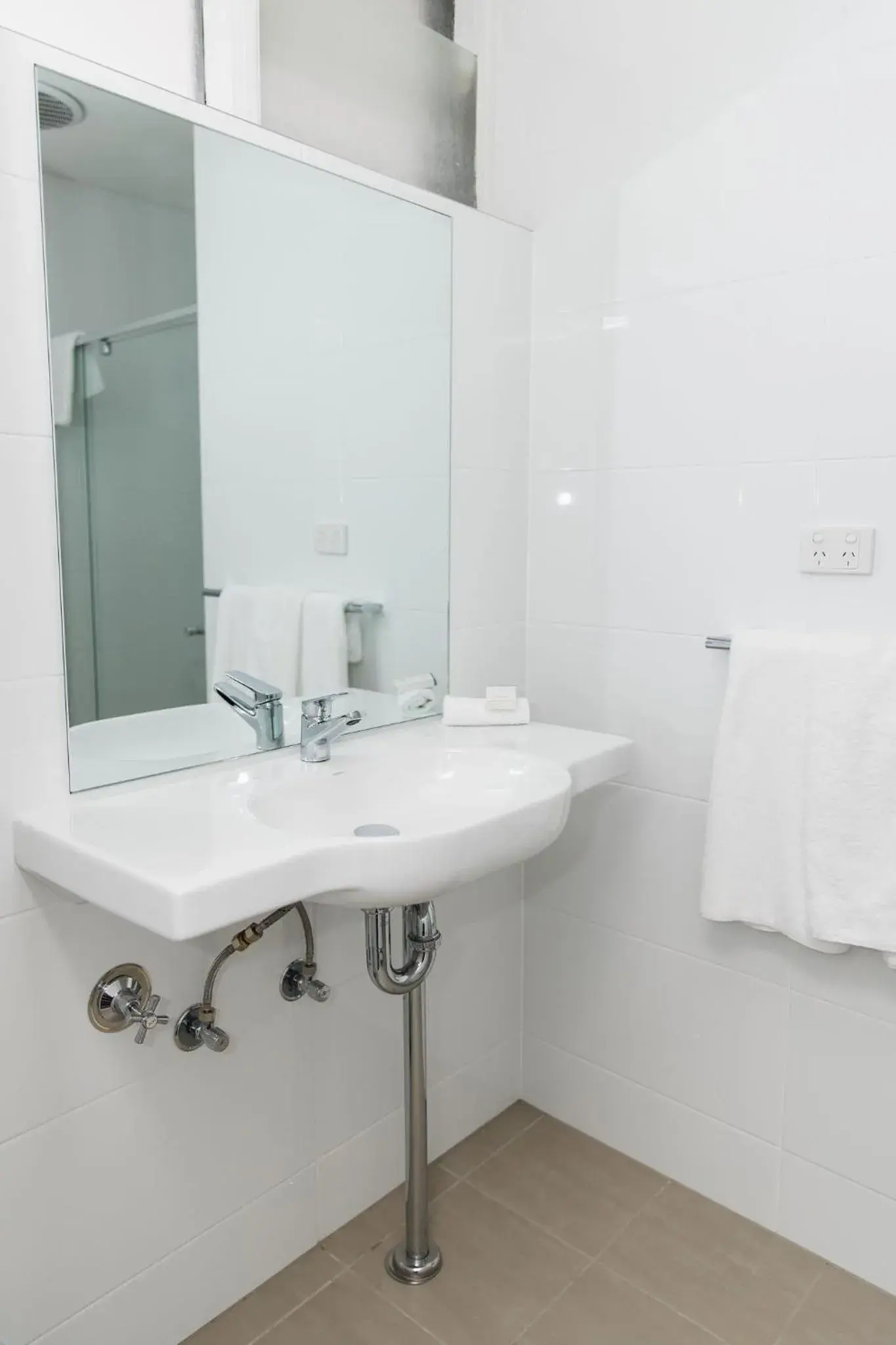 Family Room in Lakeview Hotel Motel Family Room in Lakeview Hotel Motel