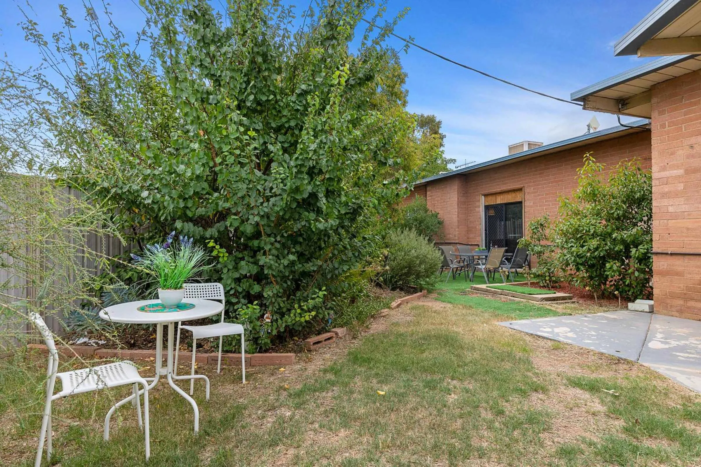 Garden in Gazebo Motor Inn - Strathmerton