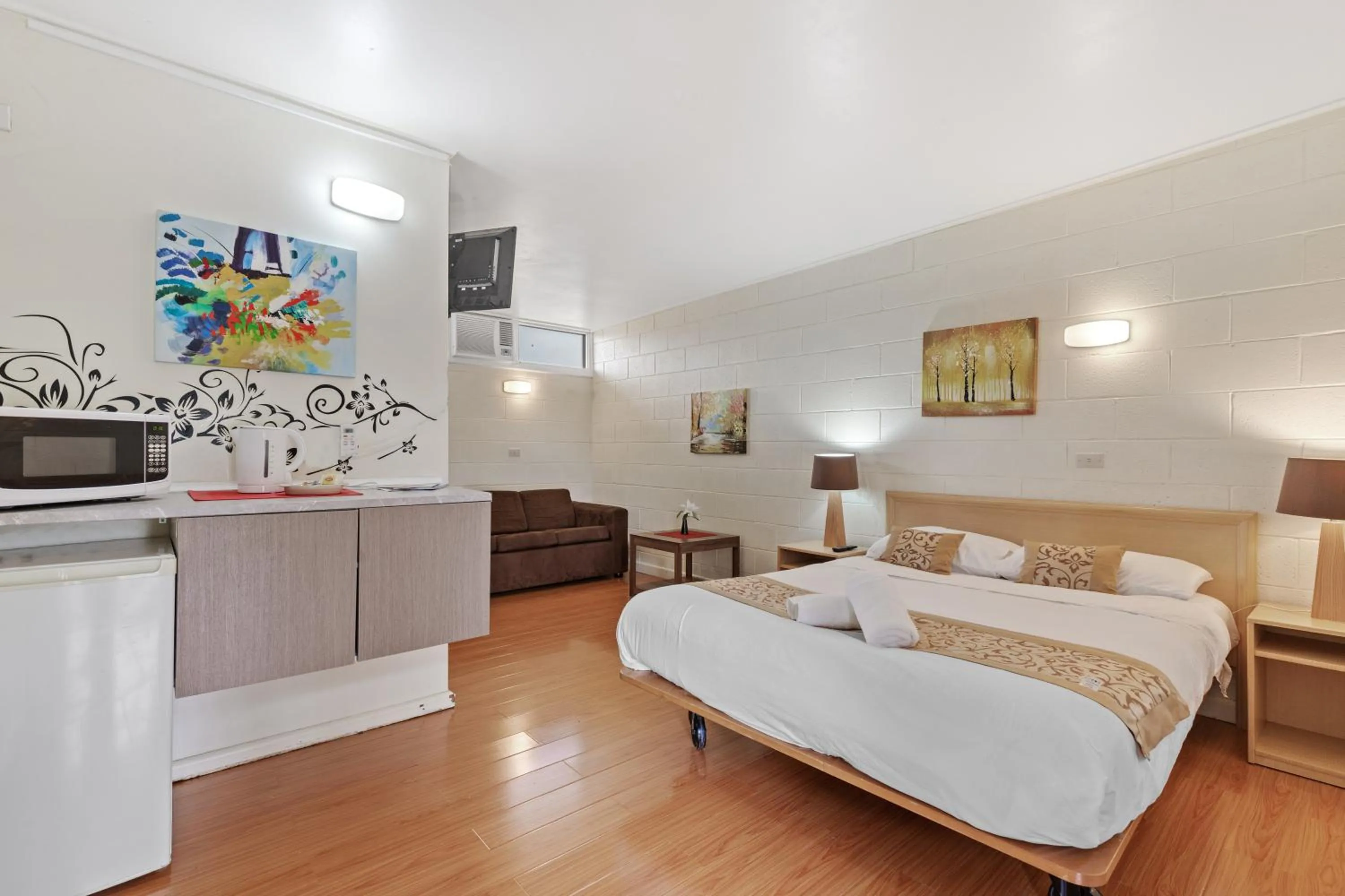 Bed in Gazebo Motor Inn - Strathmerton