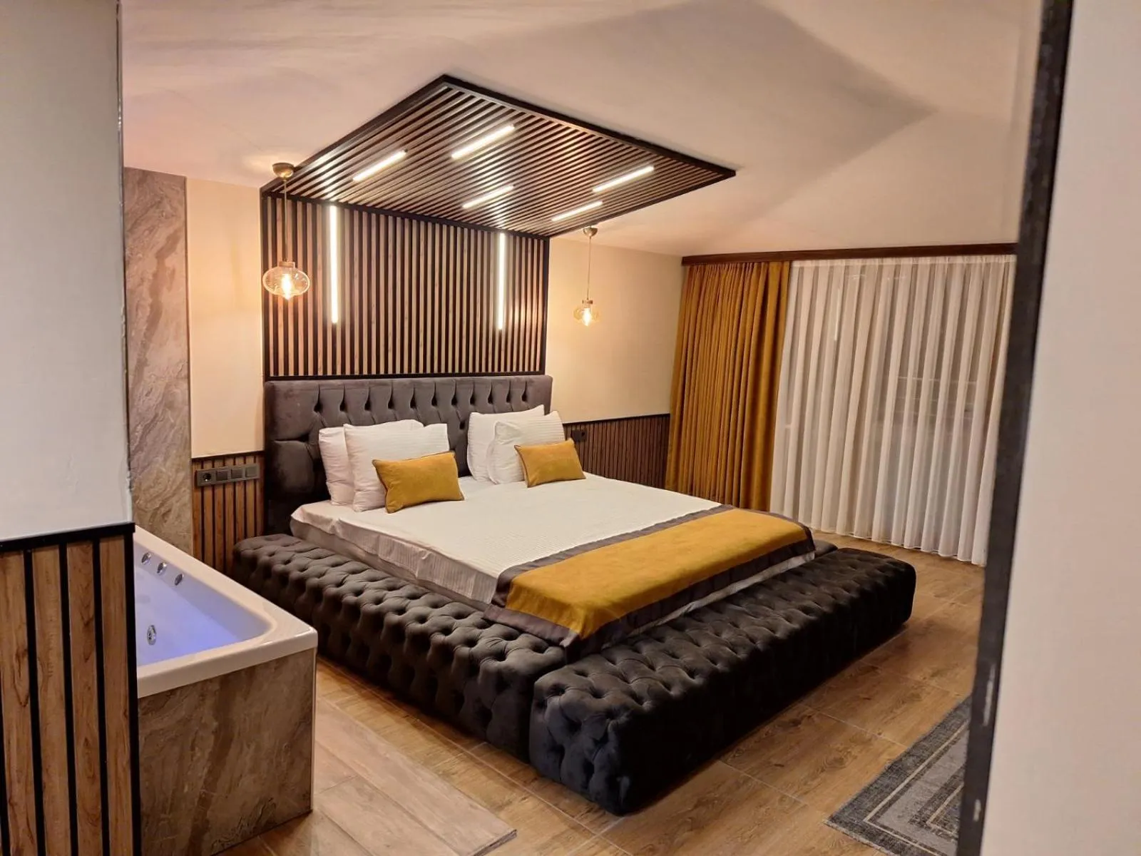 Bed in The Best City Kadikoy