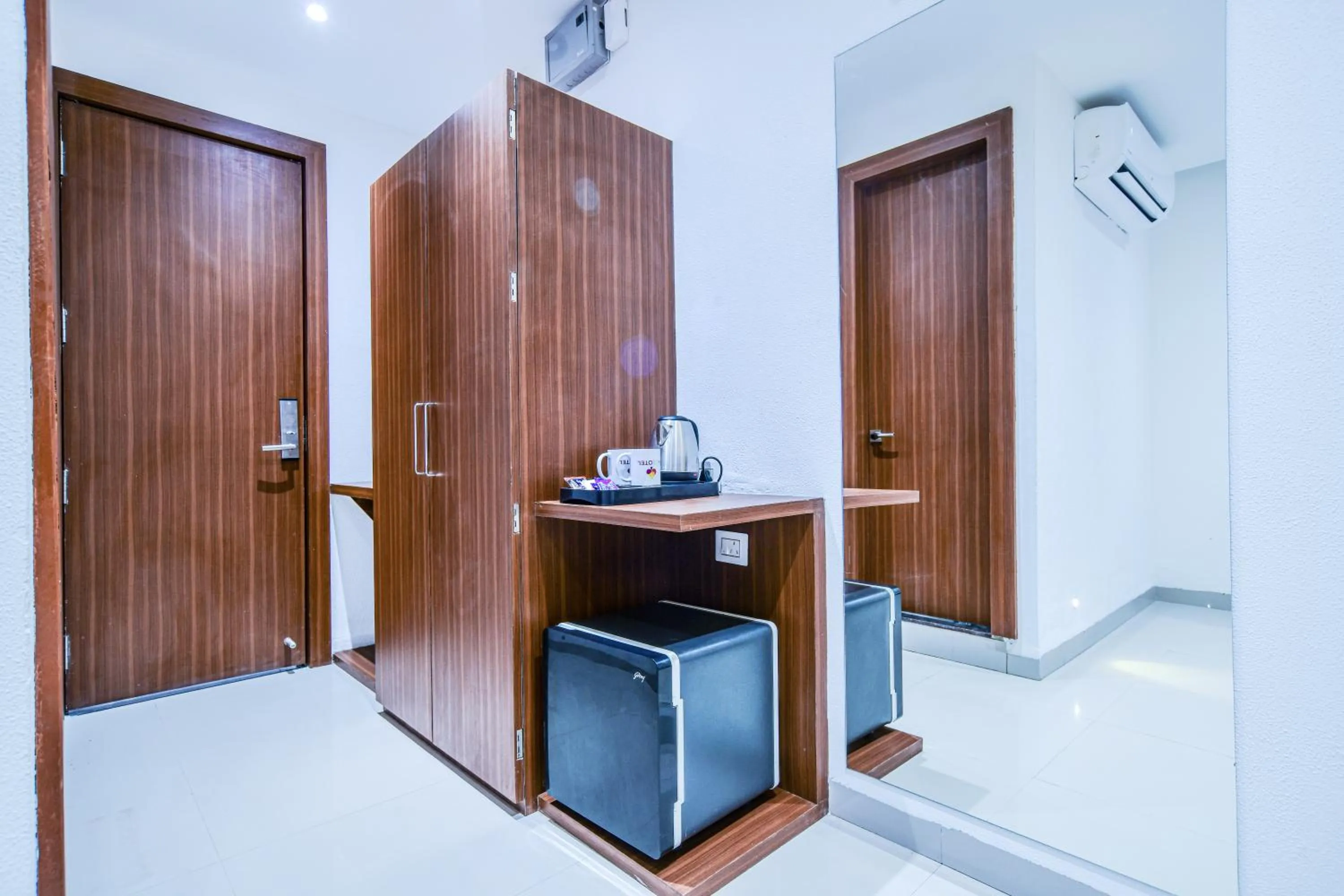 Aceotel Premier, Vijay Nagar
