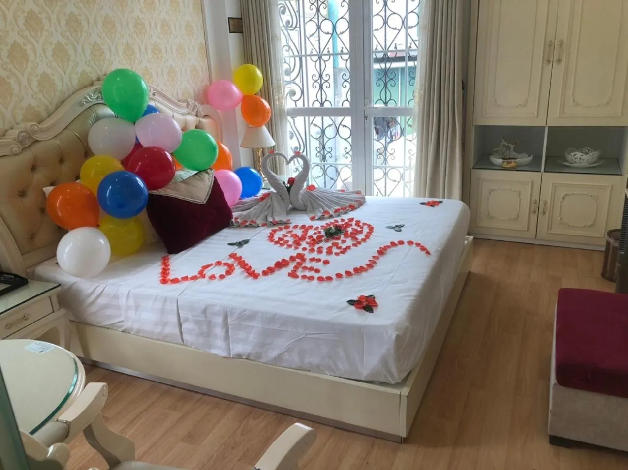 Bed in Hanoi Hotel Royal