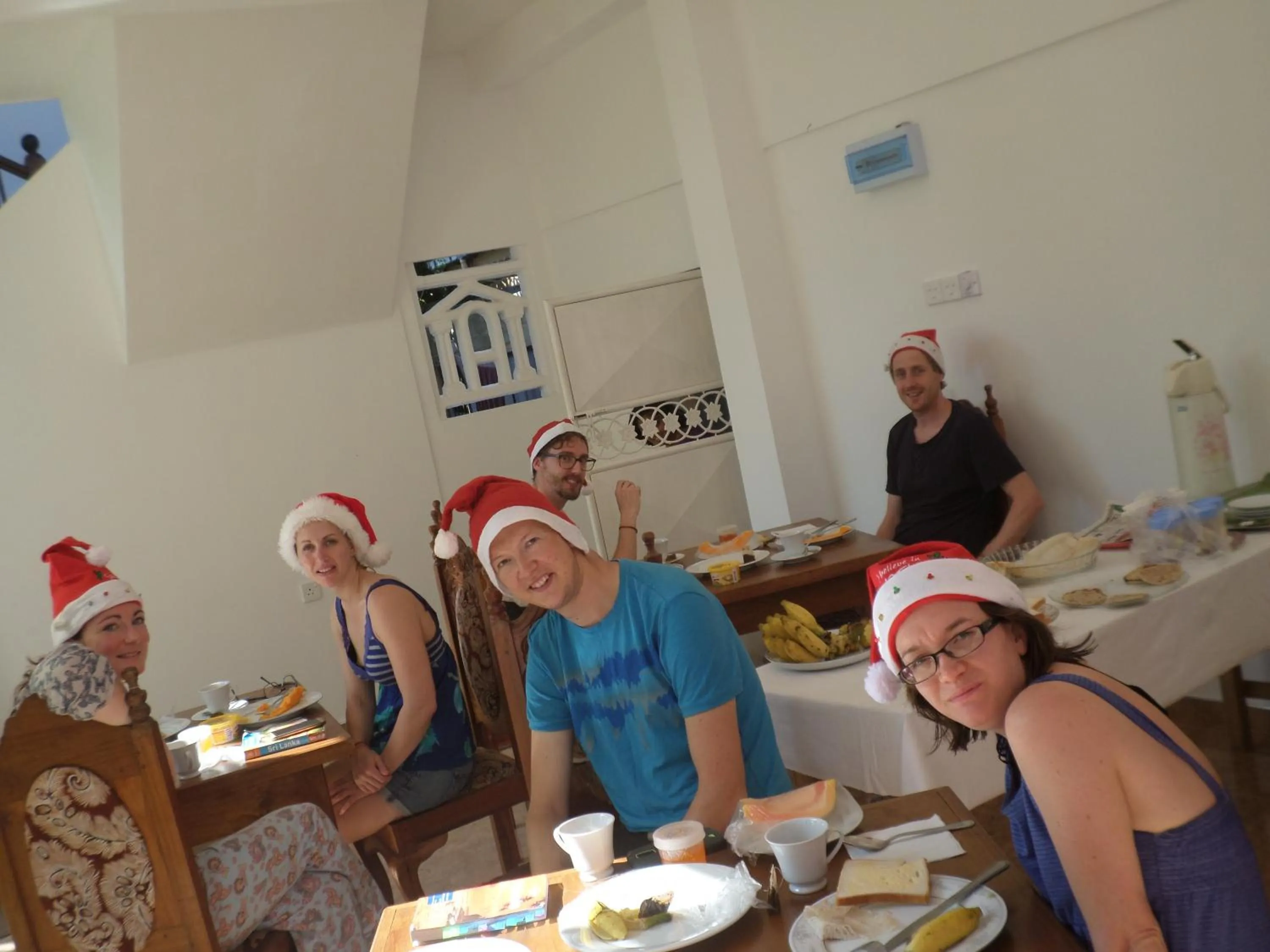 Restaurant/places to eat in Mermaid Inn