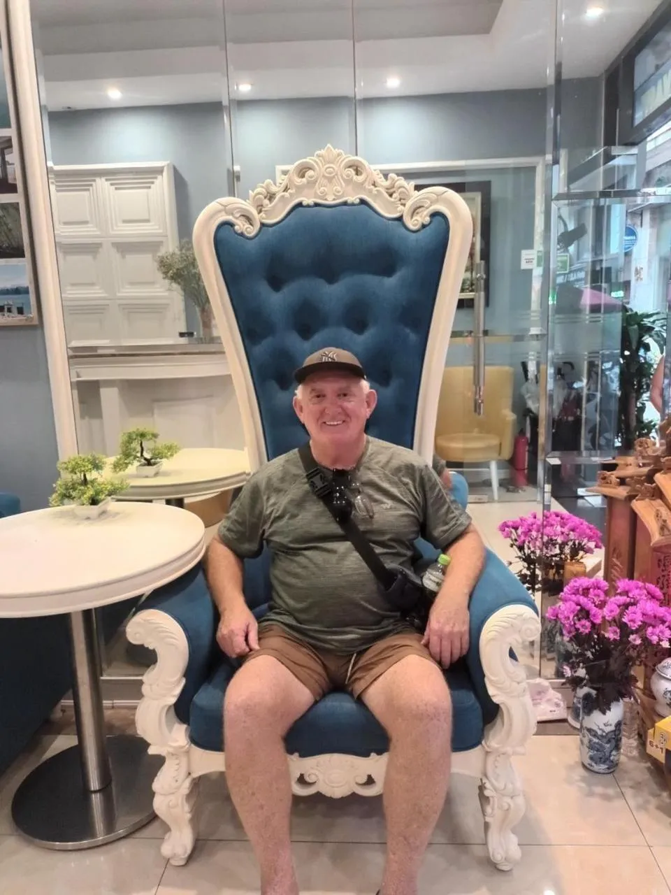 People in Skyline Hanoi Hotel