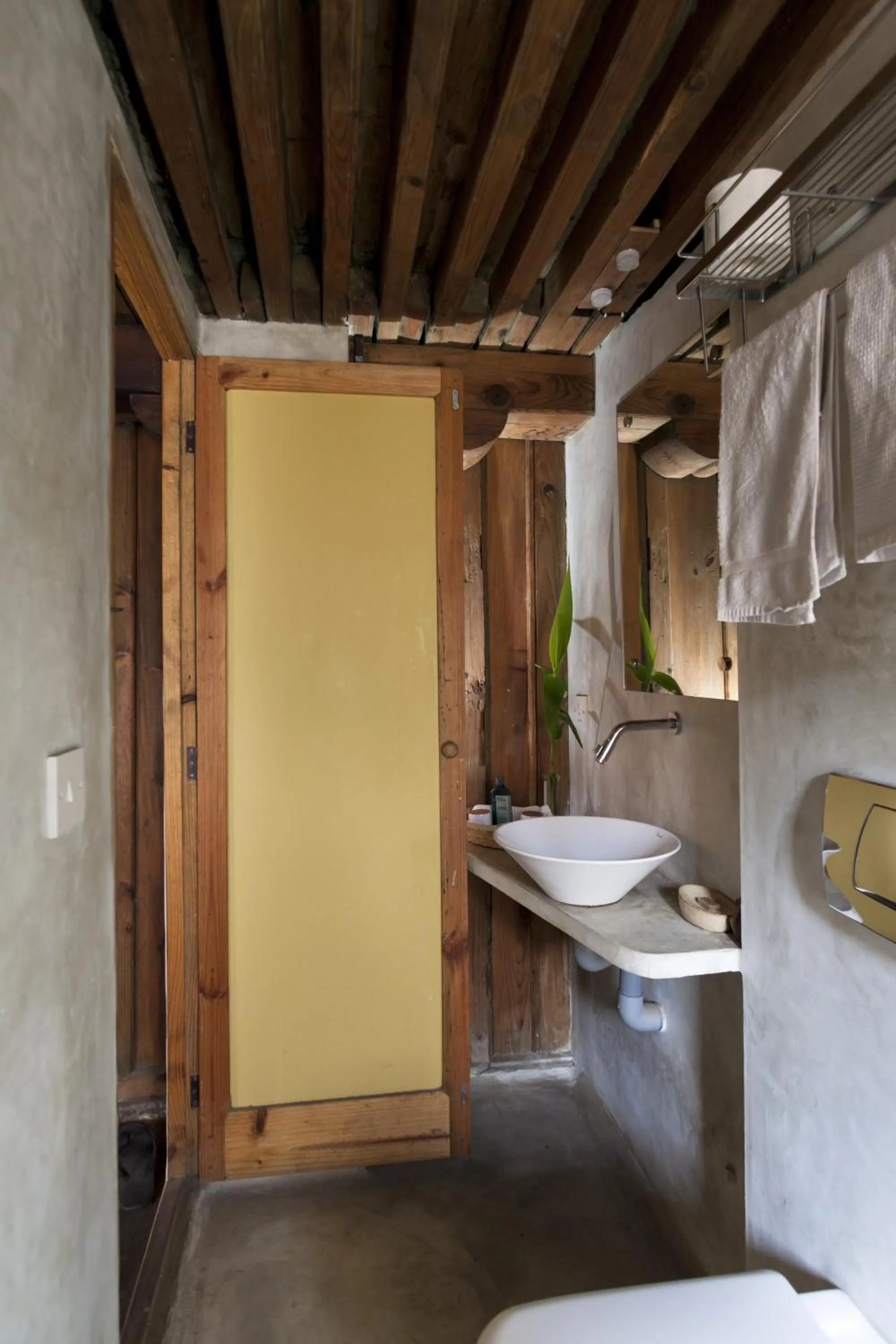 Bathroom in Traditional Homes - Swotha