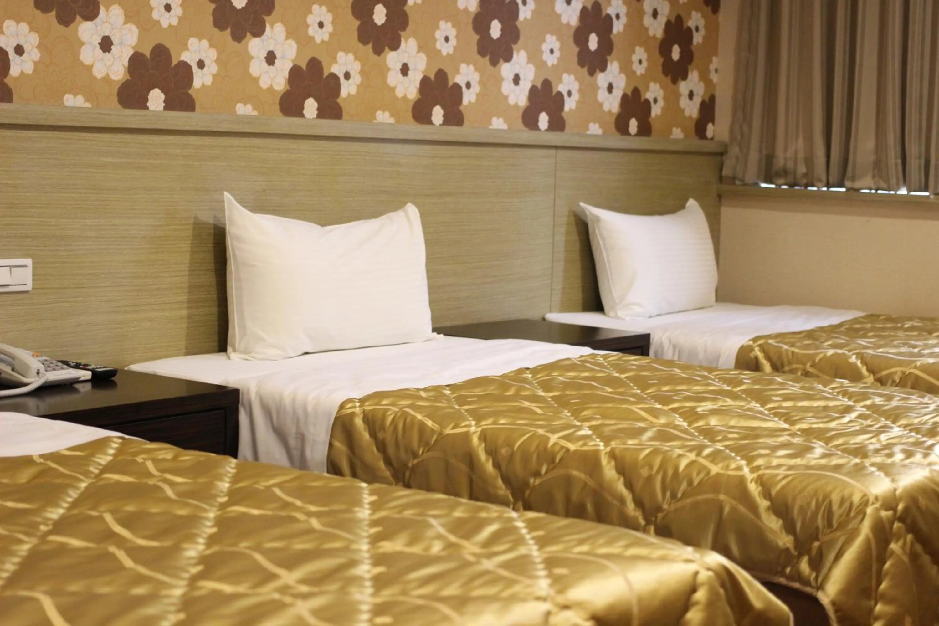 Bed in Home Full Hotel